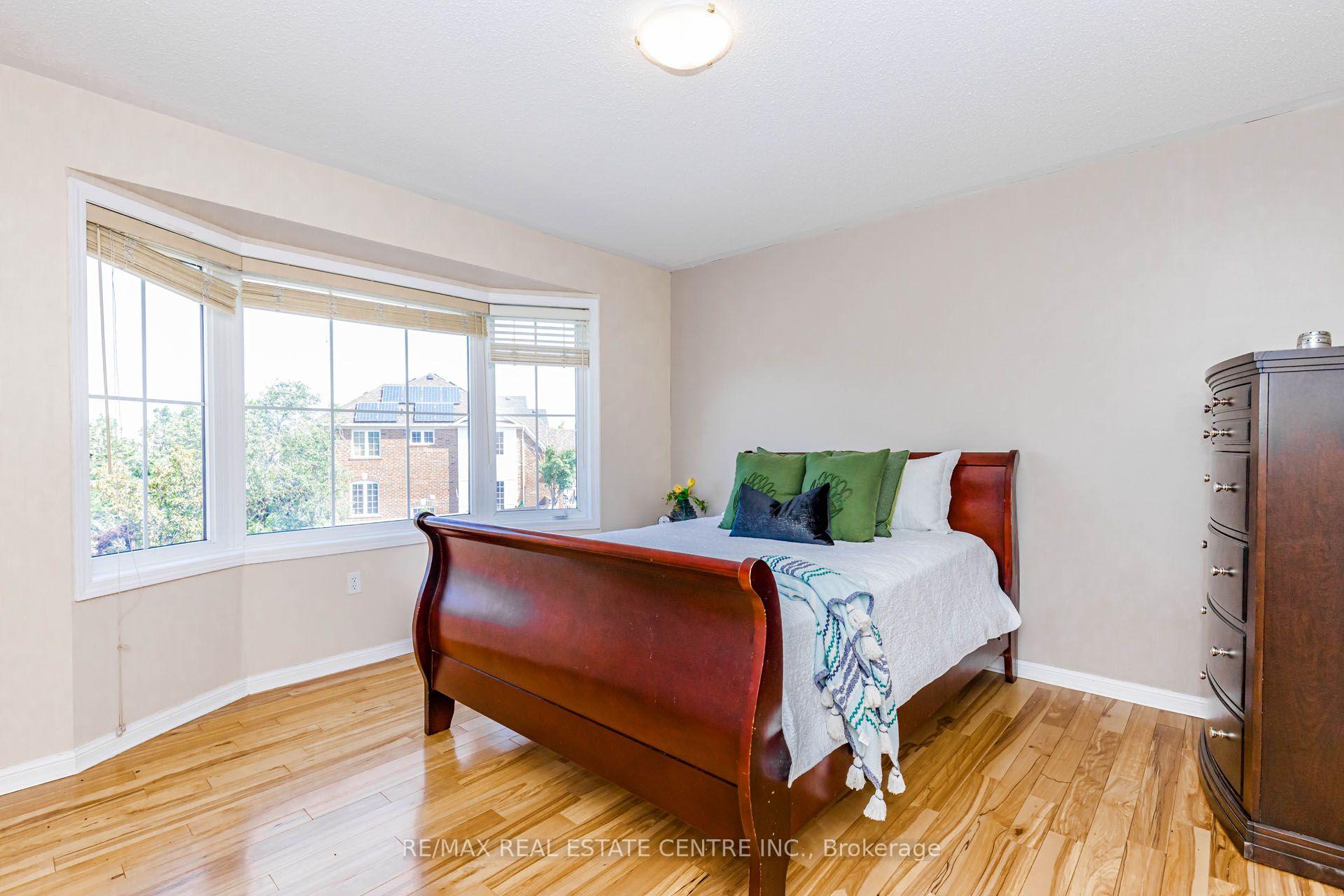 Photo 29 of 14 Alboreto Way, Brampton, Credit Valley — HOMEH