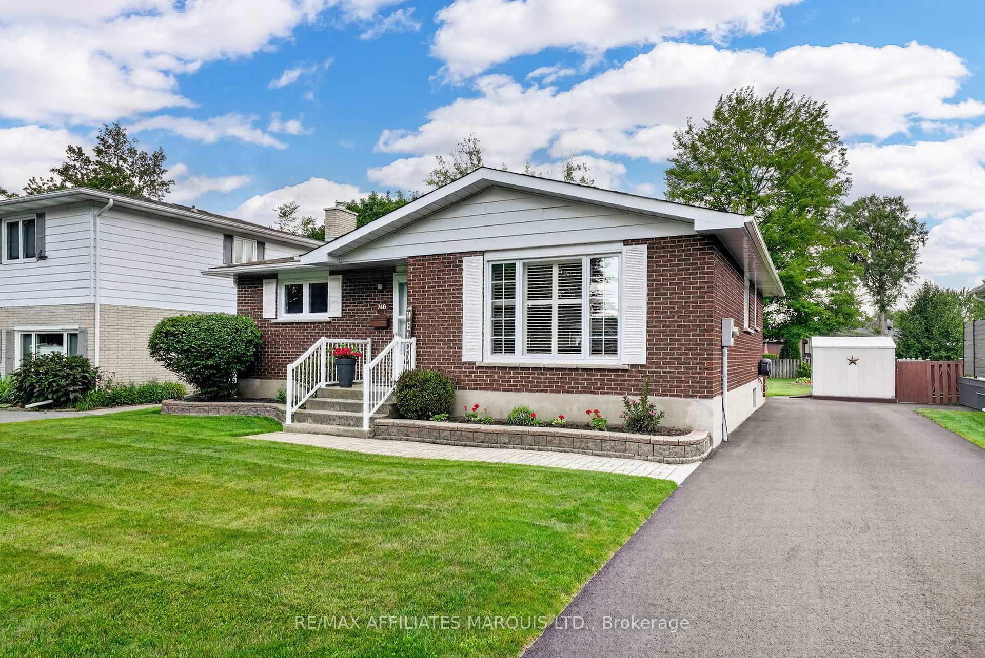 Photo 1 of 748 Montcalm Court, Cornwall, Cornwall — HOMEH