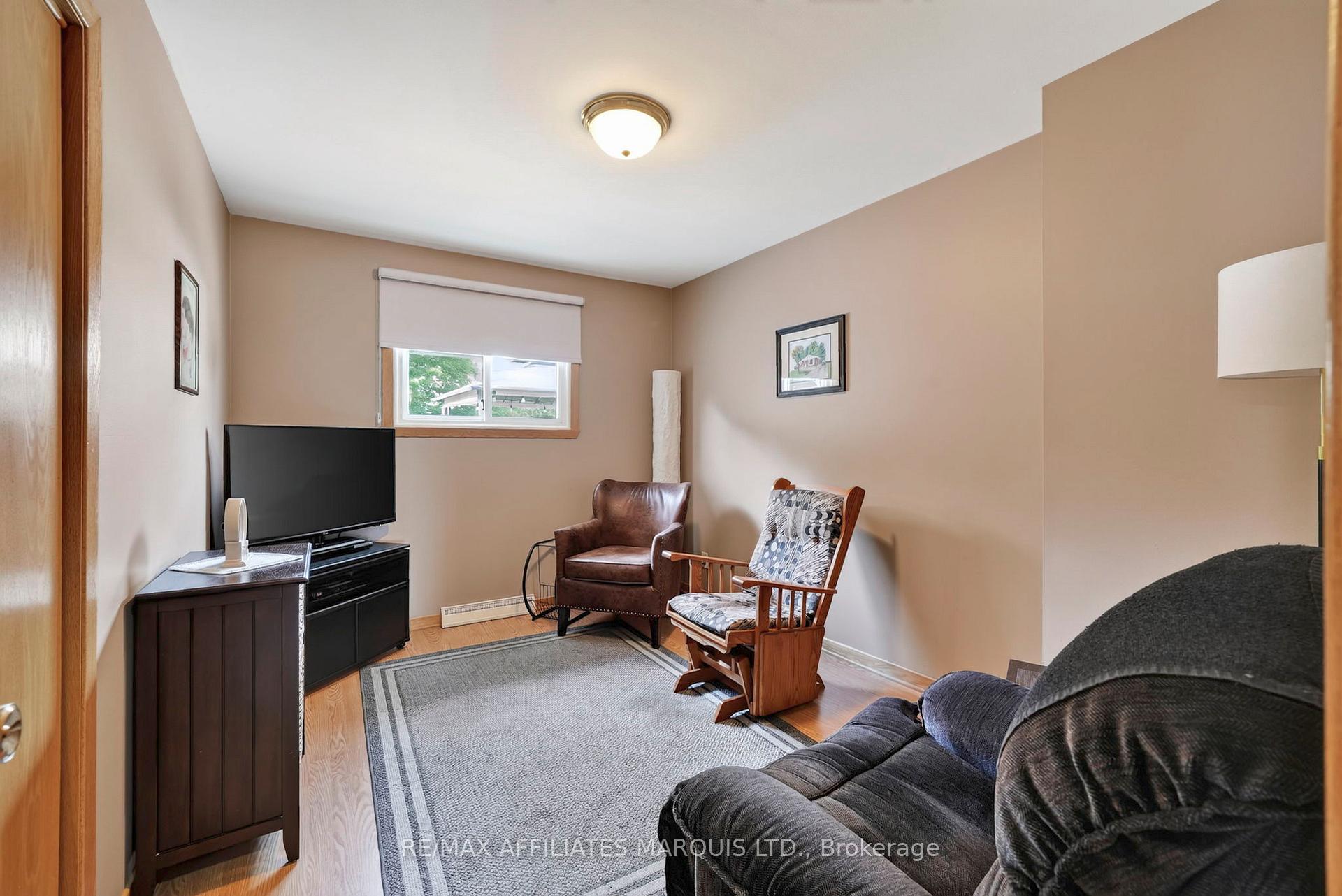 Photo 18 of 748 Montcalm Court, Cornwall, Cornwall — HOMEH