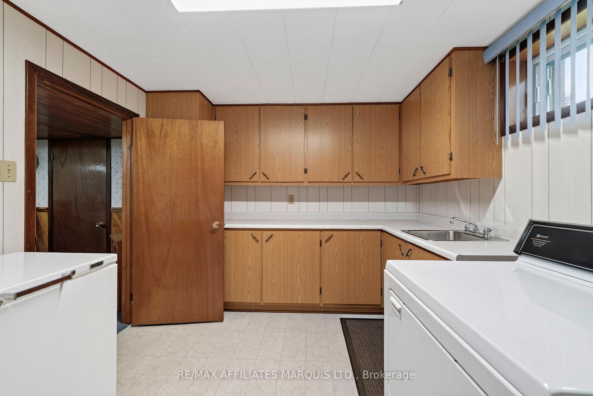 Photo 33 of 748 Montcalm Court, Cornwall, Cornwall — HOMEH