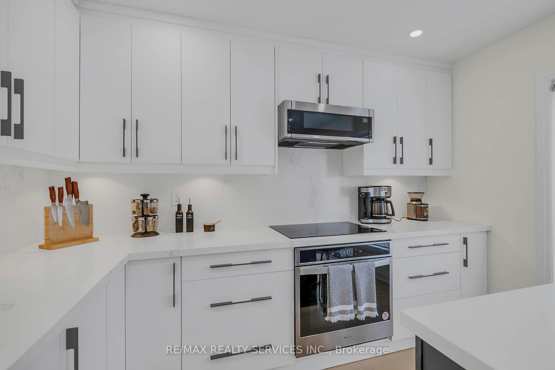 Photo 17 of 128 Seaside Circle, Brampton, Sandringham-Wellington — HOMEH