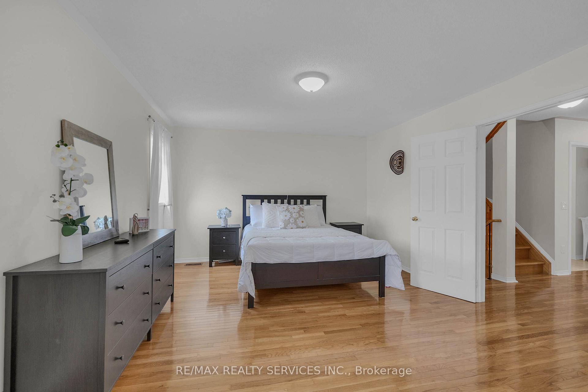Photo 24 of 128 Seaside Circle, Brampton, Sandringham-Wellington — HOMEH