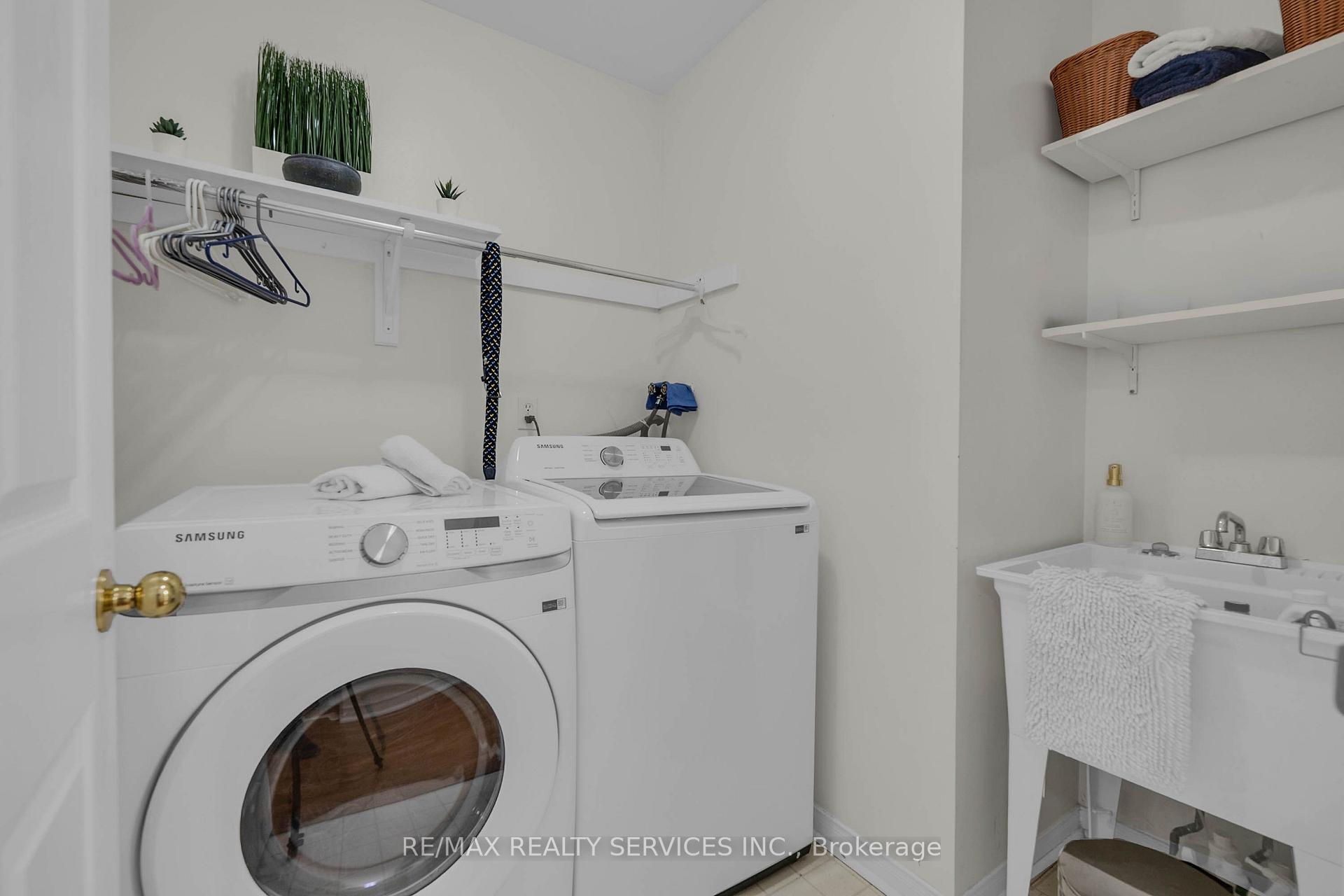 Photo 32 of 128 Seaside Circle, Brampton, Sandringham-Wellington — HOMEH