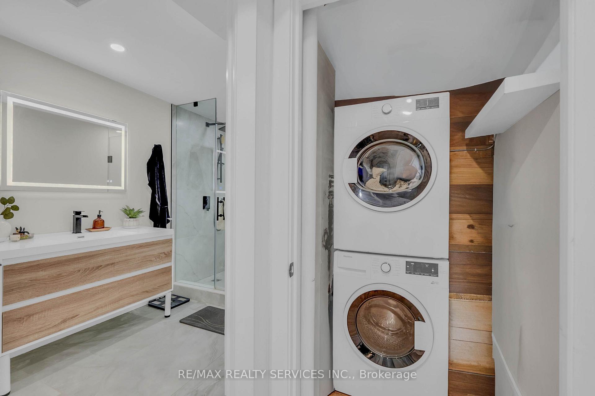 Photo 43 of 128 Seaside Circle, Brampton, Sandringham-Wellington — HOMEH