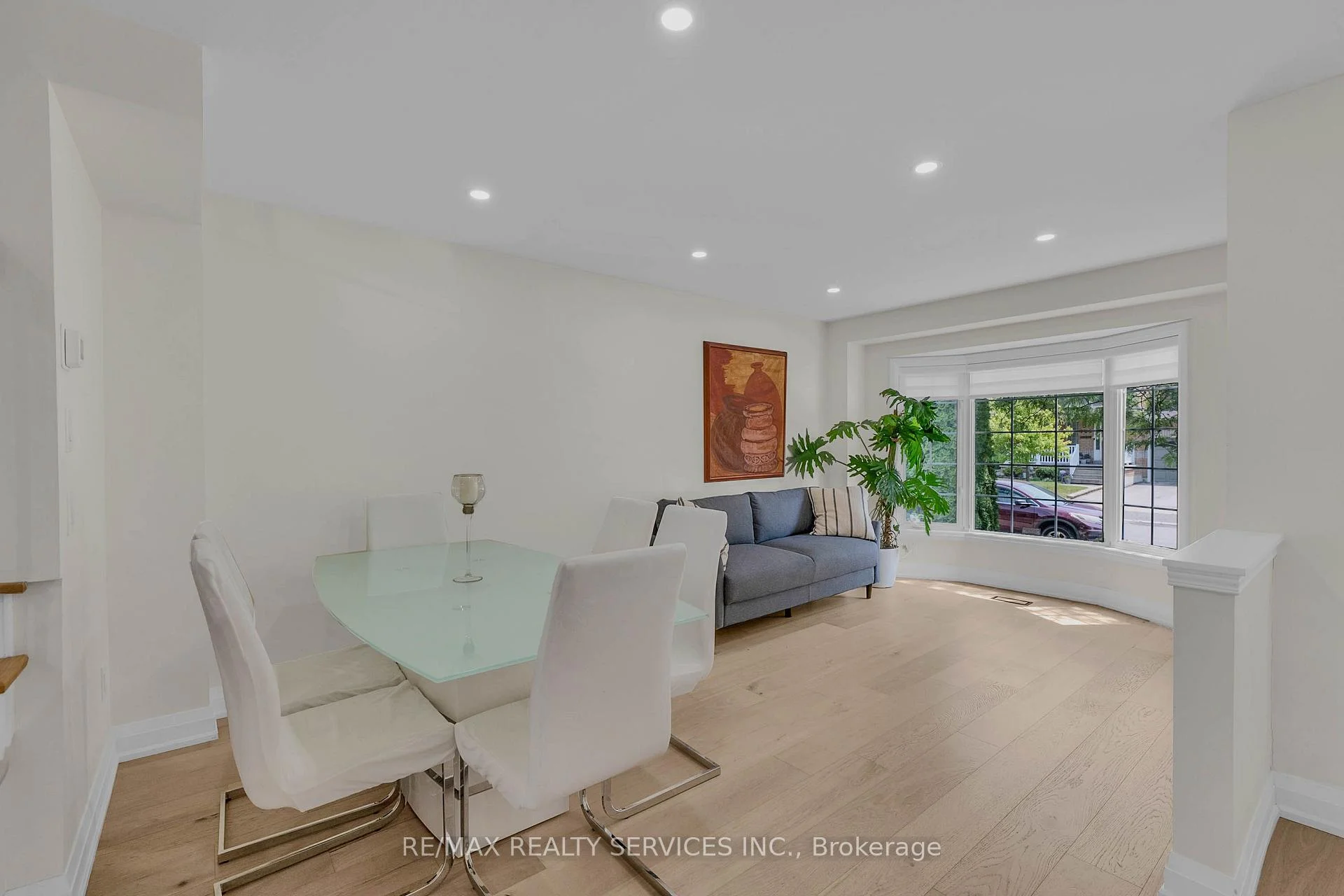Photo 13 of 128 Seaside Circle, Brampton, Sandringham-Wellington — HOMEH