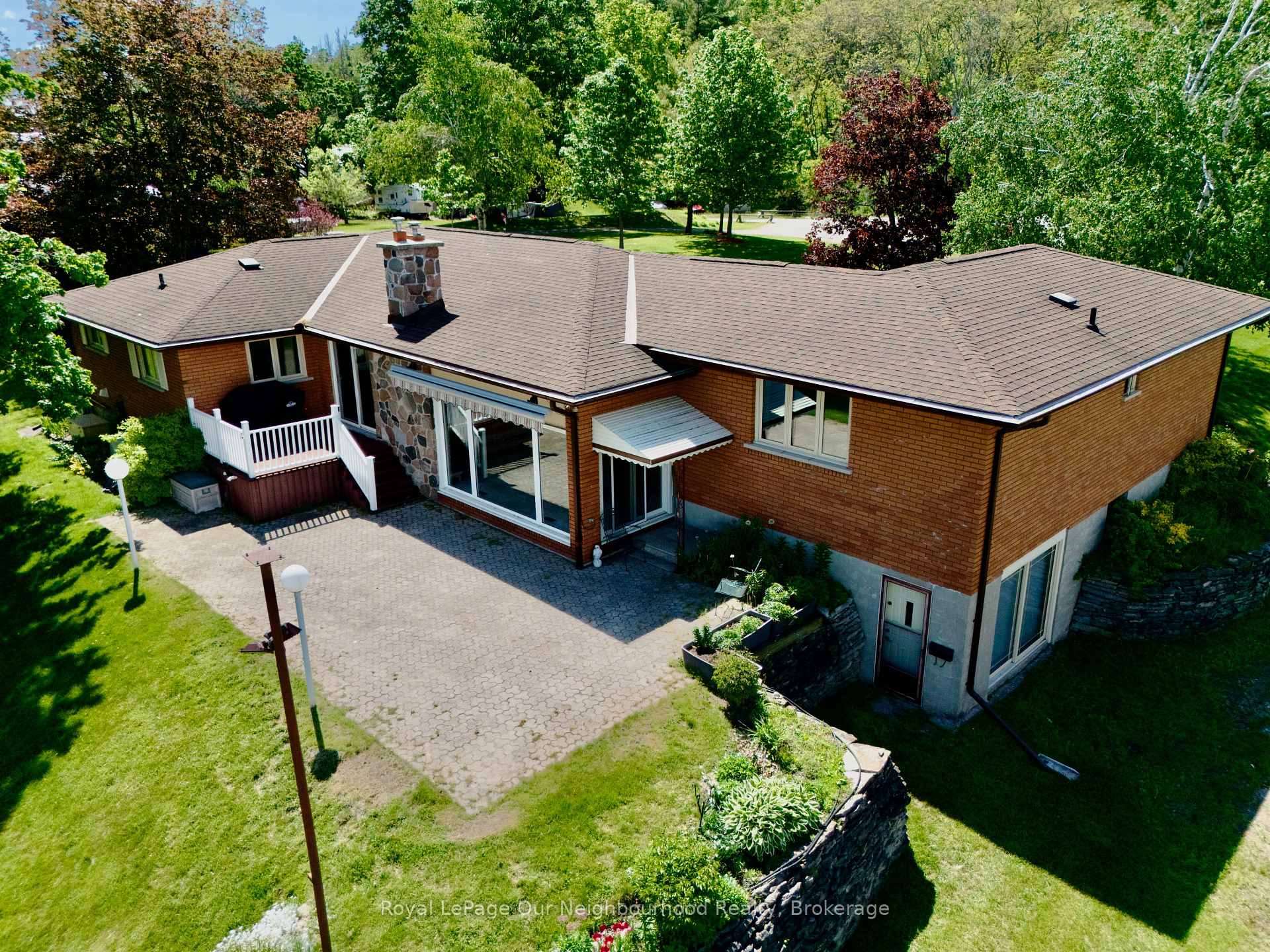 Front of 18 Rosecliff Court