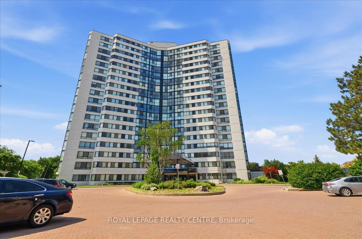 Front of Unit 410, 1360 Rathburn Road E