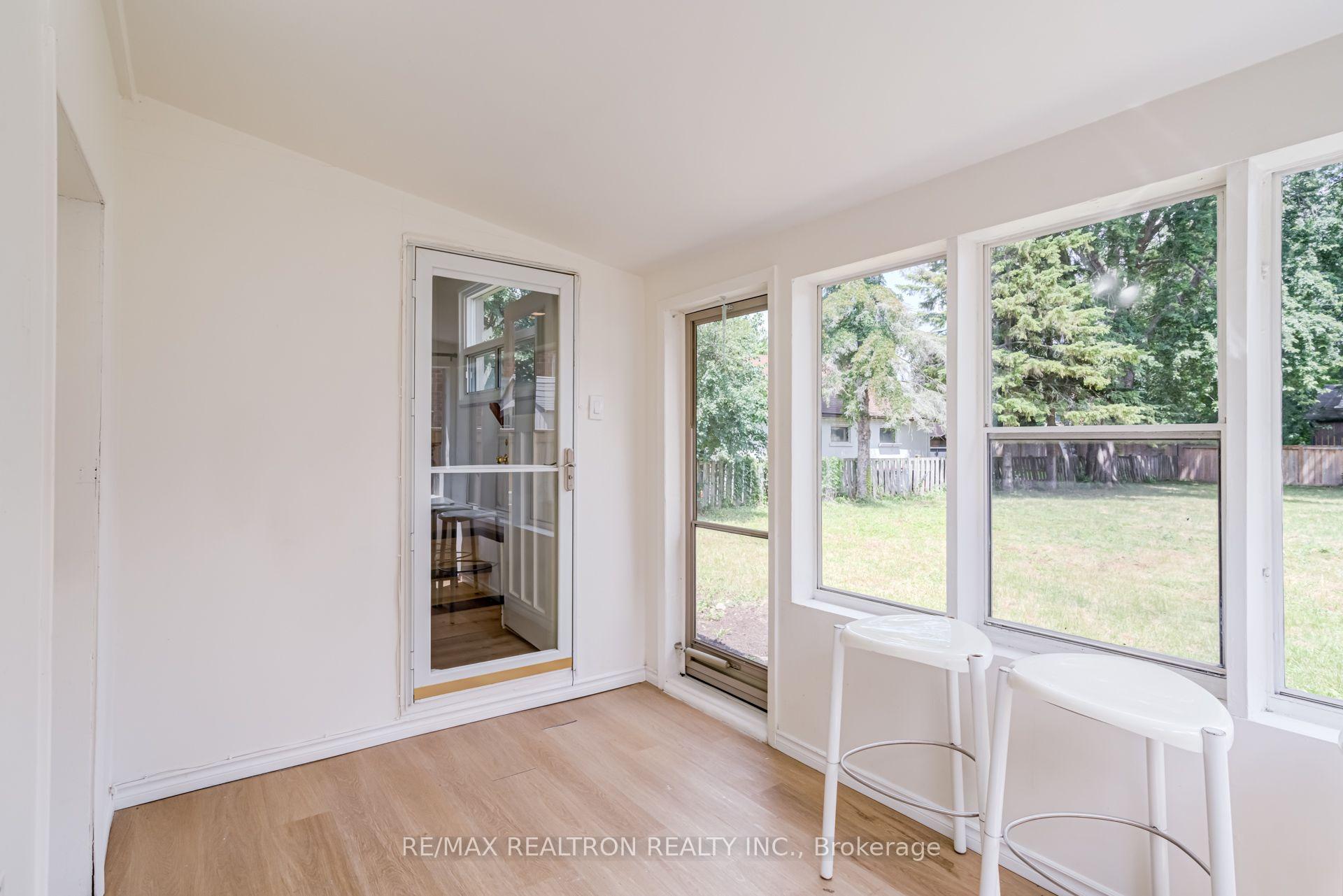 Photo 33 of 913 Pickering Beach Road, Ajax, South West — HOMEH