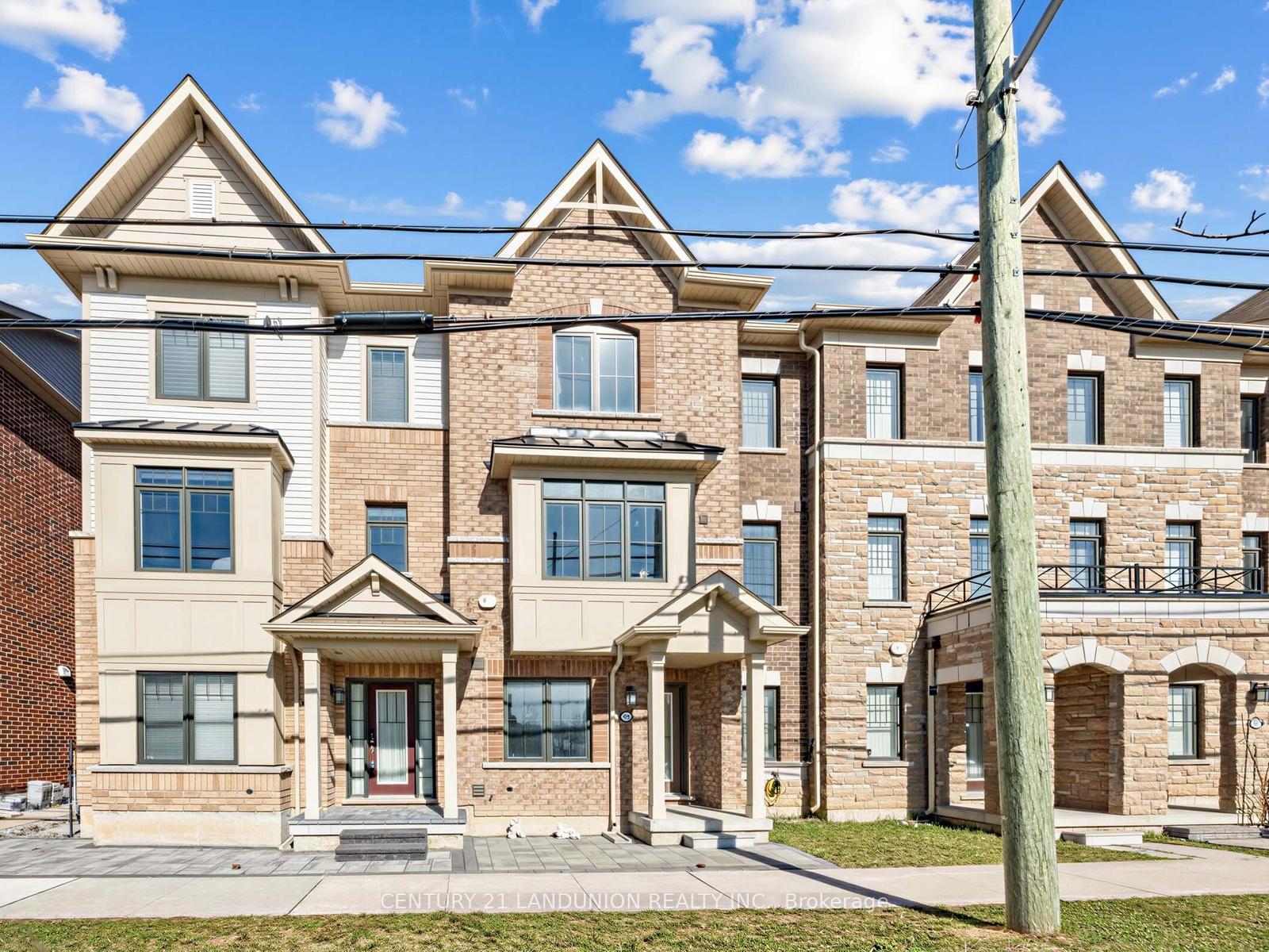 Photo 2 of 10941 Victoria Square Boulevard, Markham, Victoria Square — HOMEH