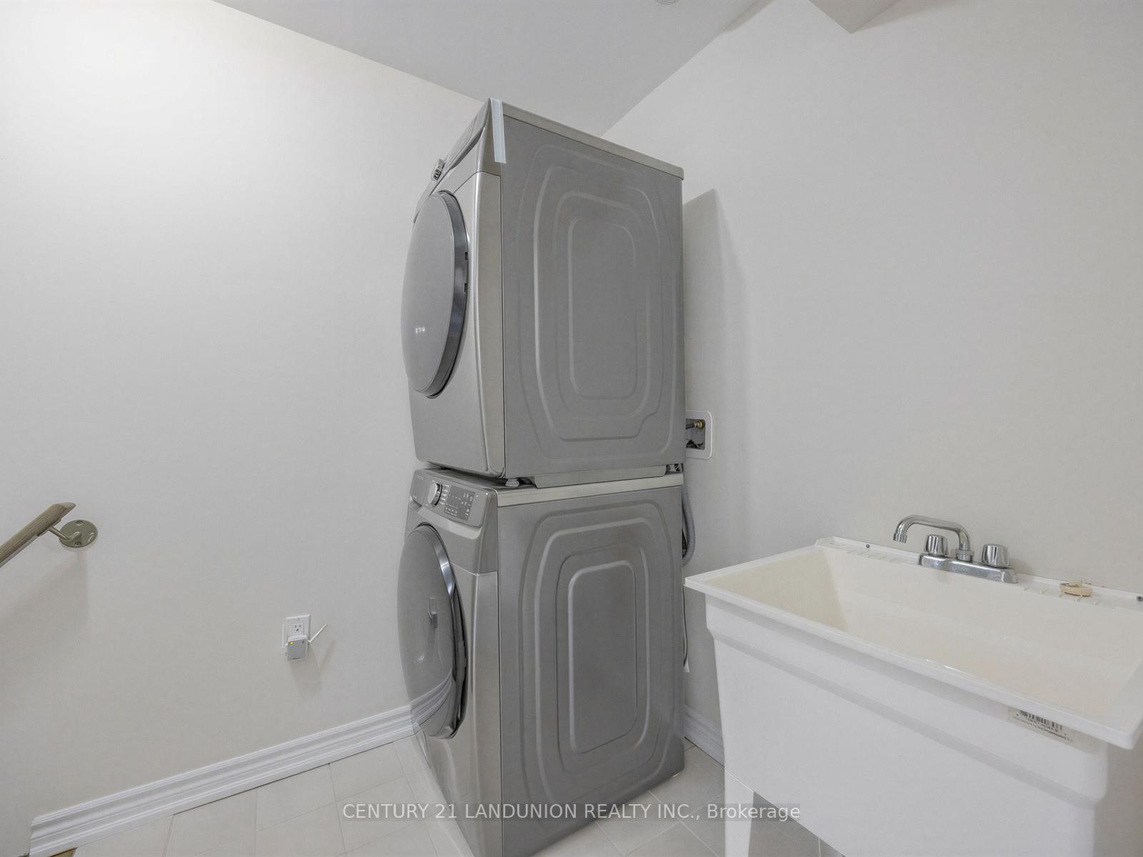 Photo 6 of 10941 Victoria Square Boulevard, Markham, Victoria Square — HOMEH