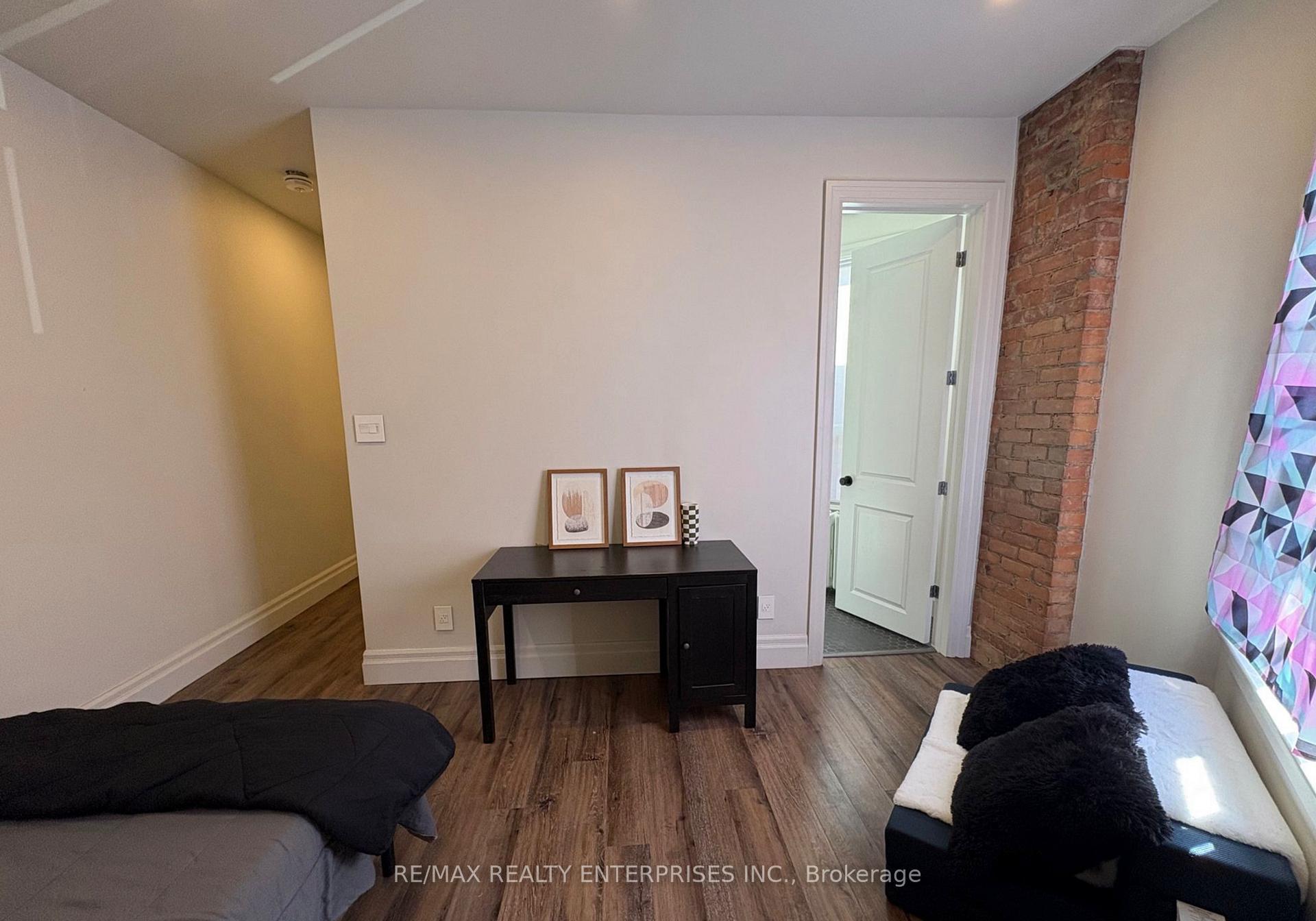 Photo 11 of Unit 3, 156 James Street S, Hamilton, Durand — HOMEH
