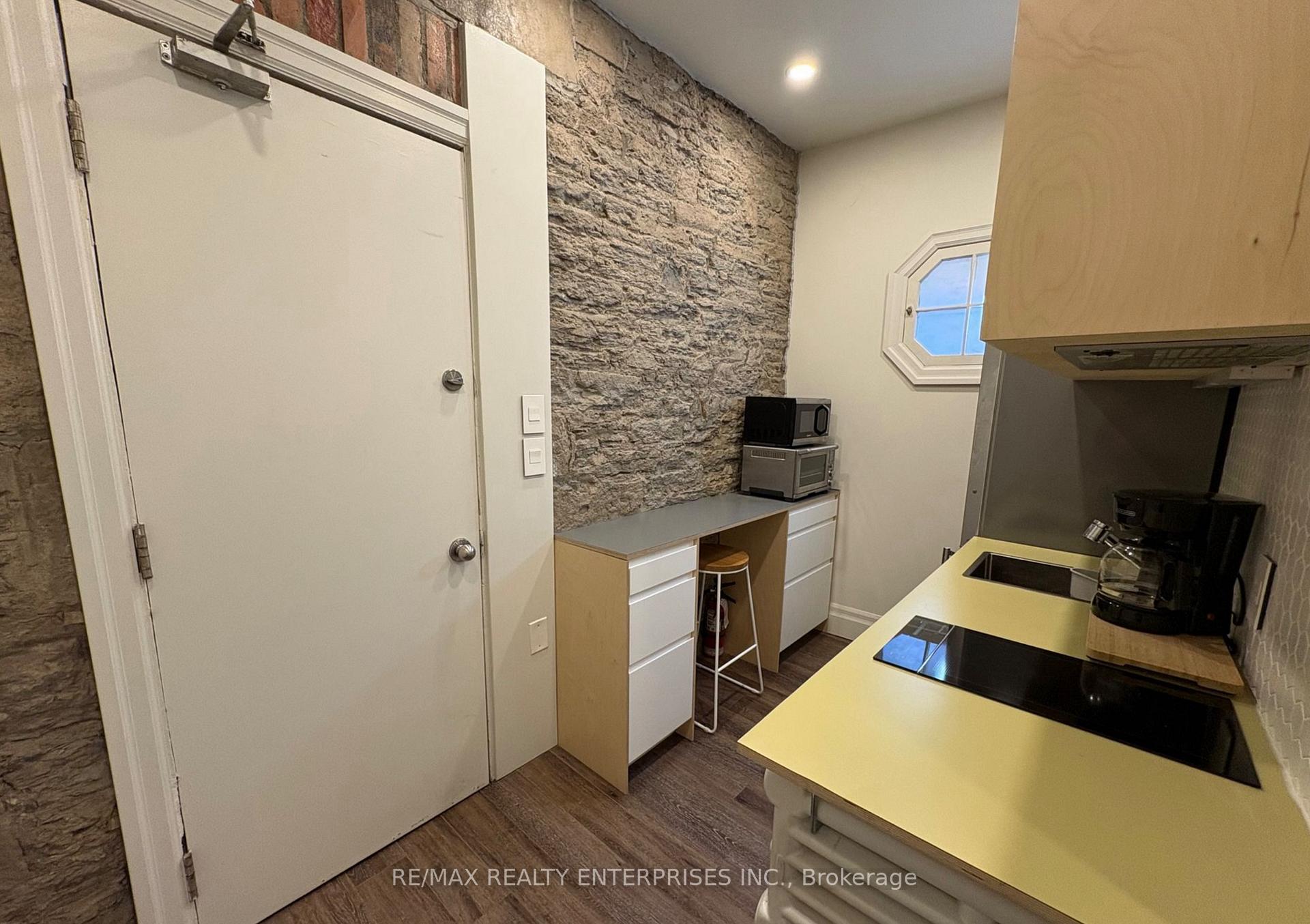 Photo 15 of Unit 3, 156 James Street S, Hamilton, Durand — HOMEH