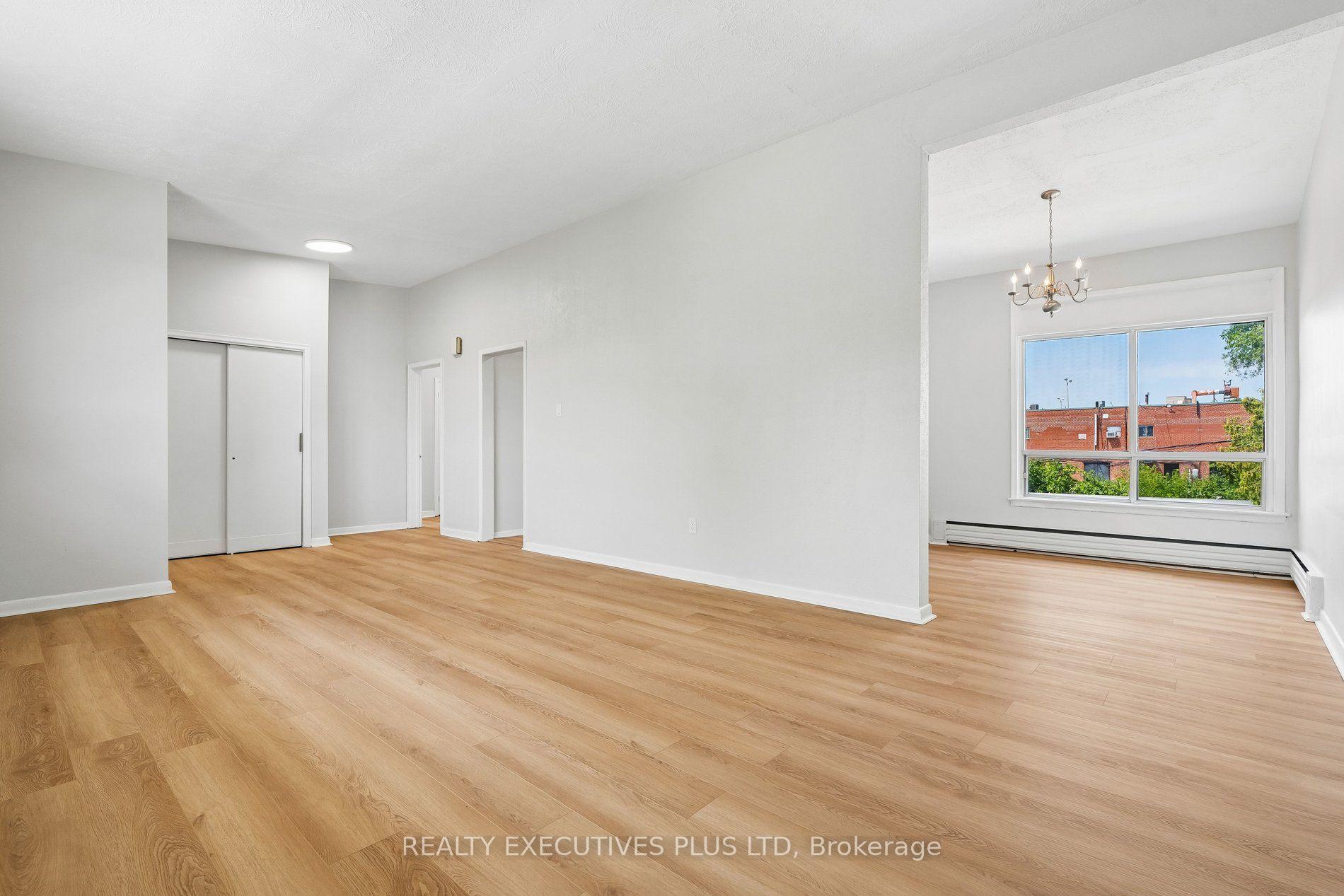 Photo 20 of 74 Calstock Drive, Etobicoke, Thistletown-Beaumonde Heights — HOMEH