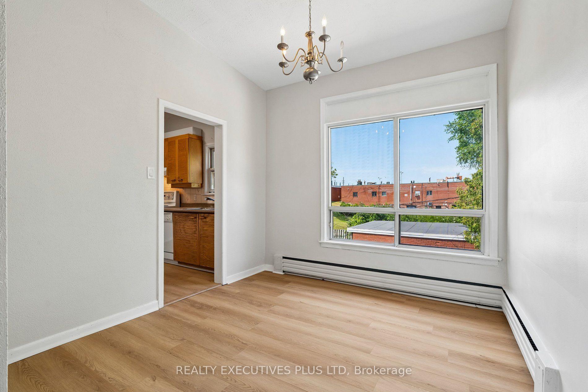 Photo 21 of 74 Calstock Drive, Etobicoke, Thistletown-Beaumonde Heights — HOMEH
