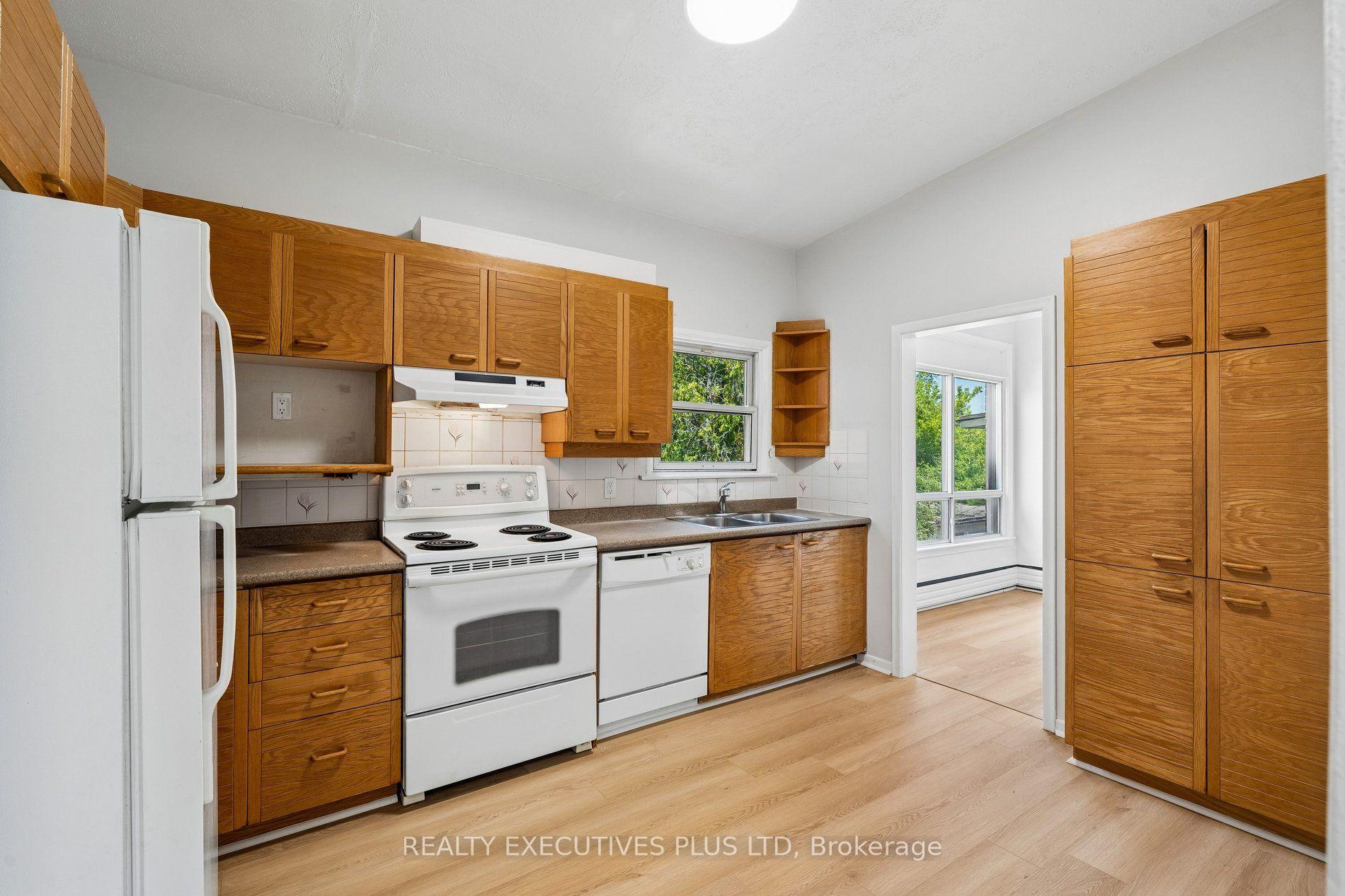 Photo 28 of 74 Calstock Drive, Etobicoke, Thistletown-Beaumonde Heights — HOMEH