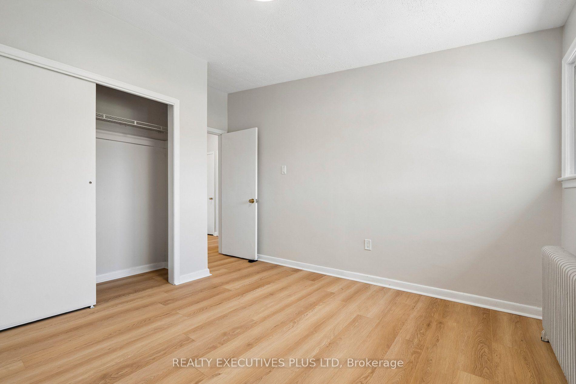 Photo 38 of 74 Calstock Drive, Etobicoke, Thistletown-Beaumonde Heights — HOMEH