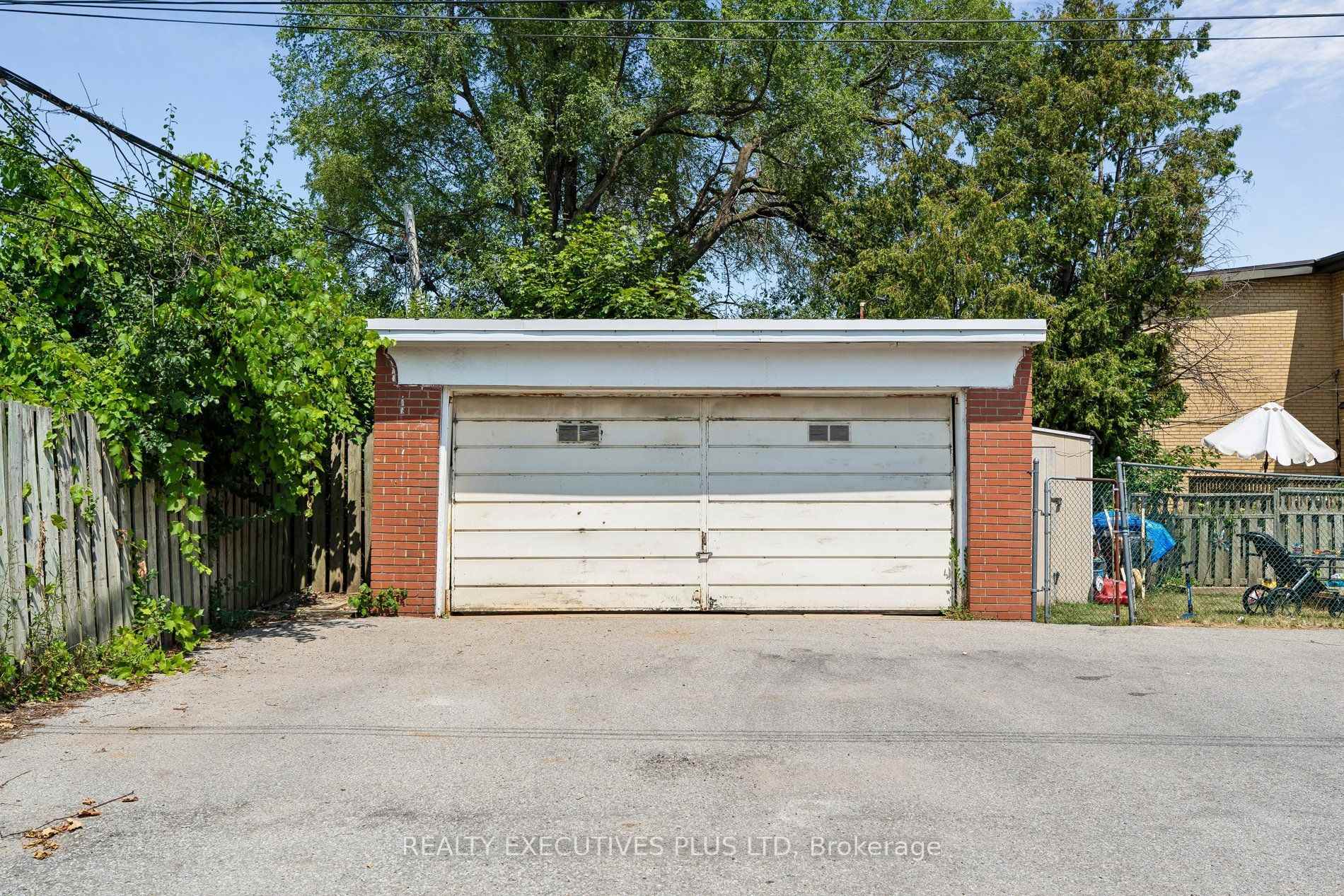Photo 49 of 74 Calstock Drive, Etobicoke, Thistletown-Beaumonde Heights — HOMEH