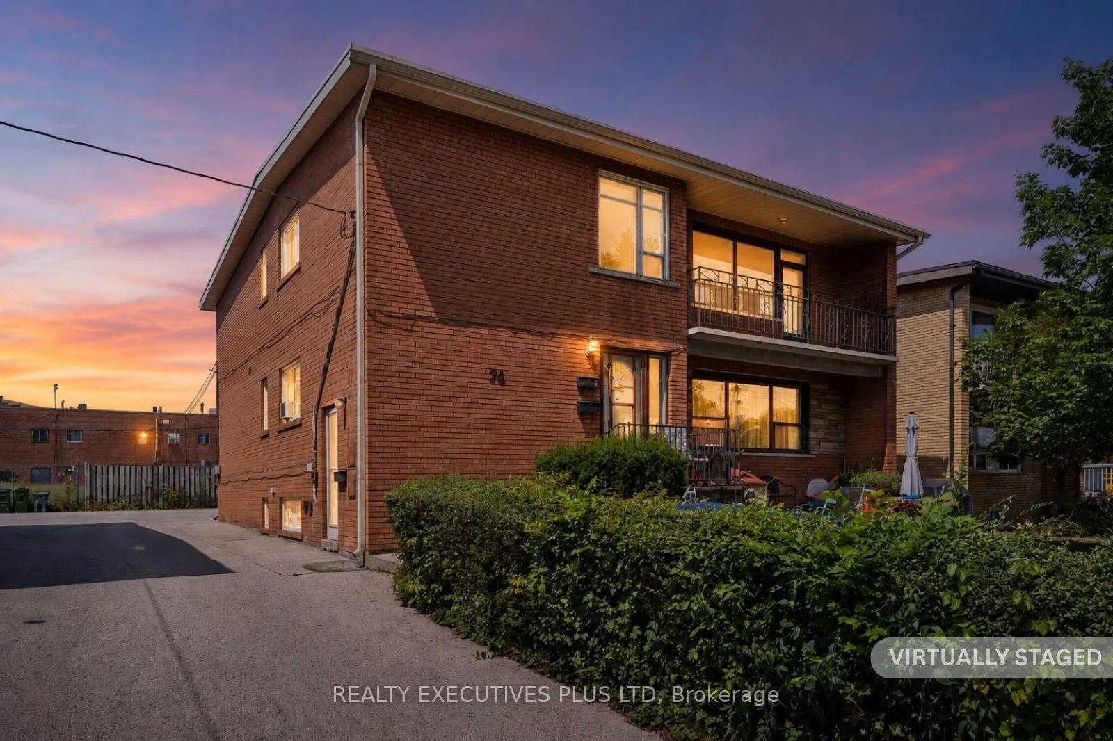 Photo 1 of 74 Calstock Drive, Etobicoke, Thistletown-Beaumonde Heights — HOMEH