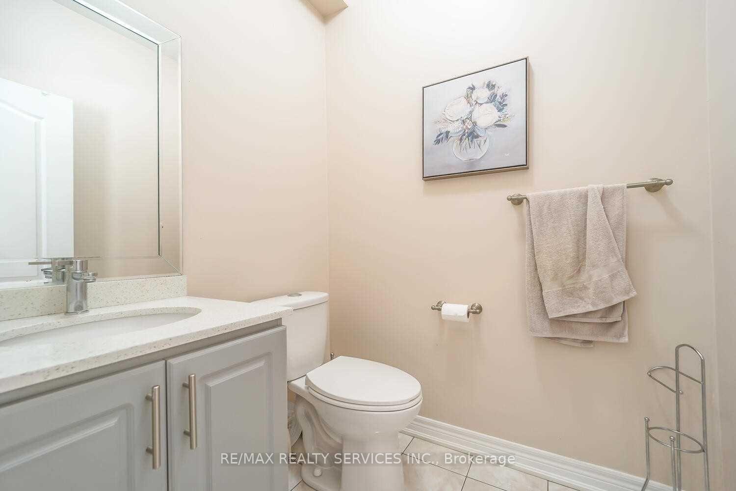 Photo 19 of 424 Sunny Meadow Boulevard, Brampton, Sandringham-Wellington — HOMEH