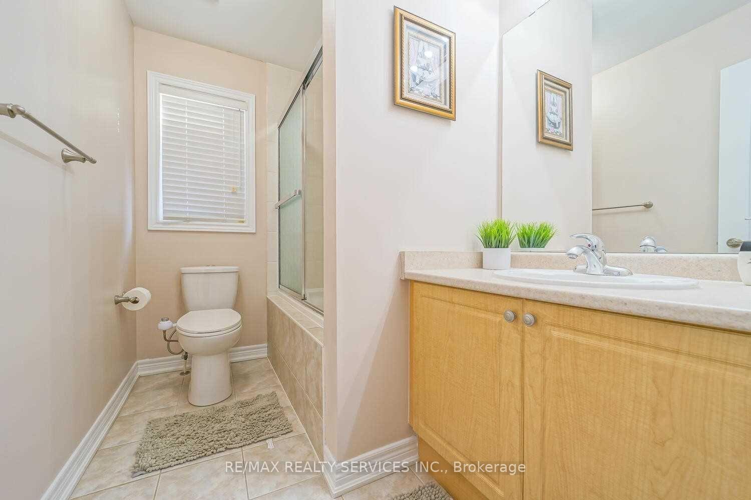 Photo 29 of 424 Sunny Meadow Boulevard, Brampton, Sandringham-Wellington — HOMEH