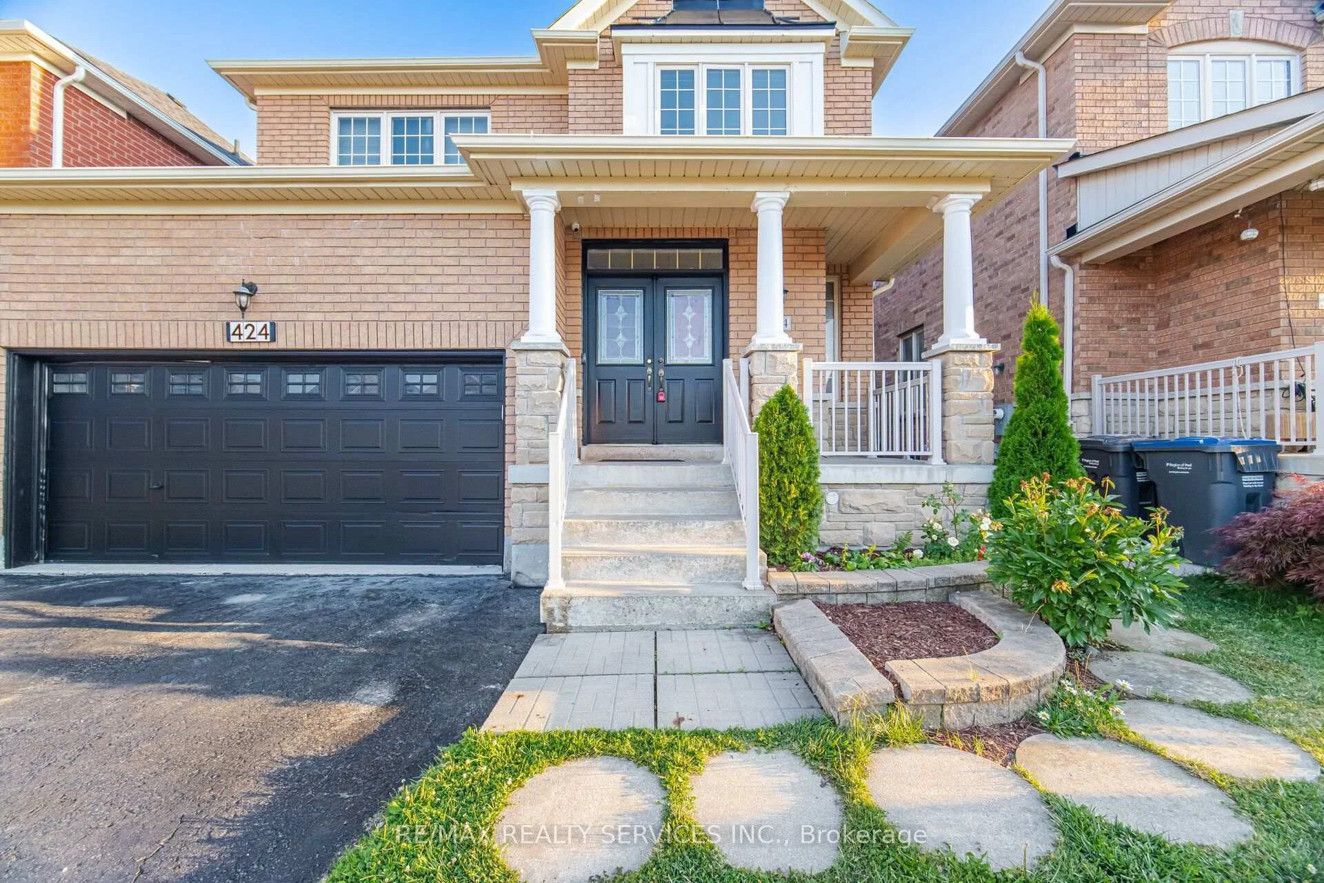 Photo 8 of 424 Sunny Meadow Boulevard, Brampton, Sandringham-Wellington — HOMEH