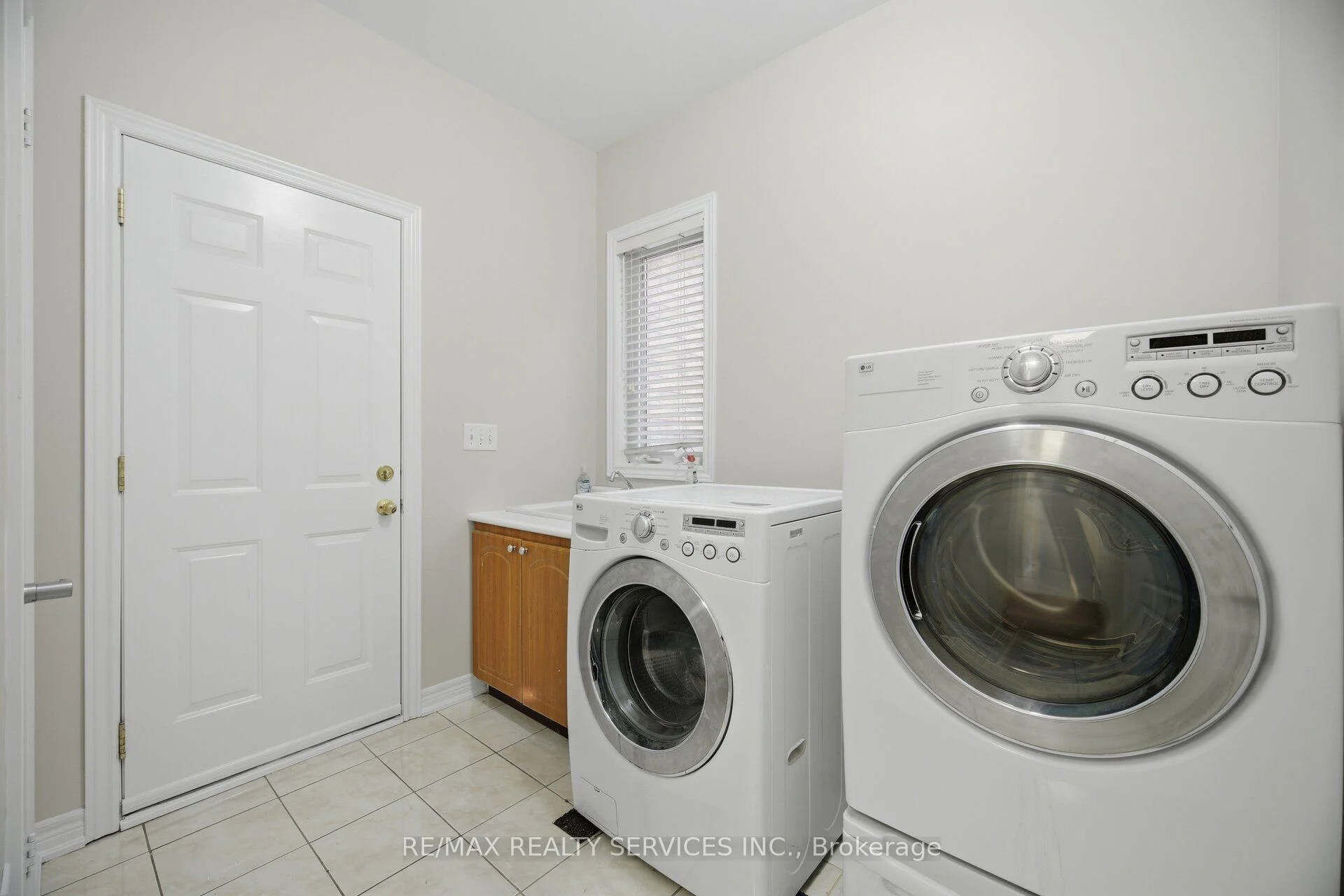 Photo 41 of 424 Sunny Meadow Boulevard, Brampton, Sandringham-Wellington — HOMEH