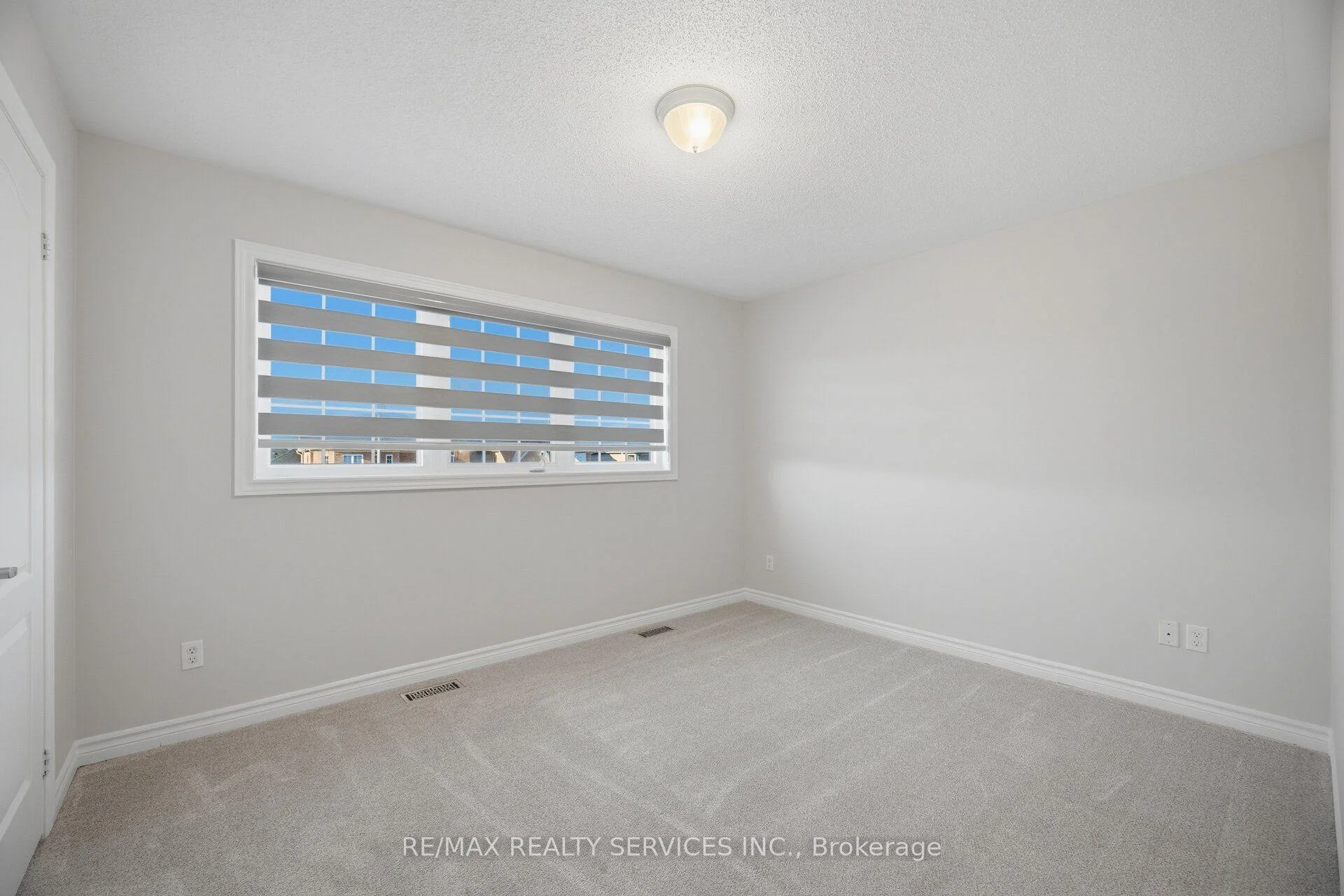 Photo 49 of 424 Sunny Meadow Boulevard, Brampton, Sandringham-Wellington — HOMEH