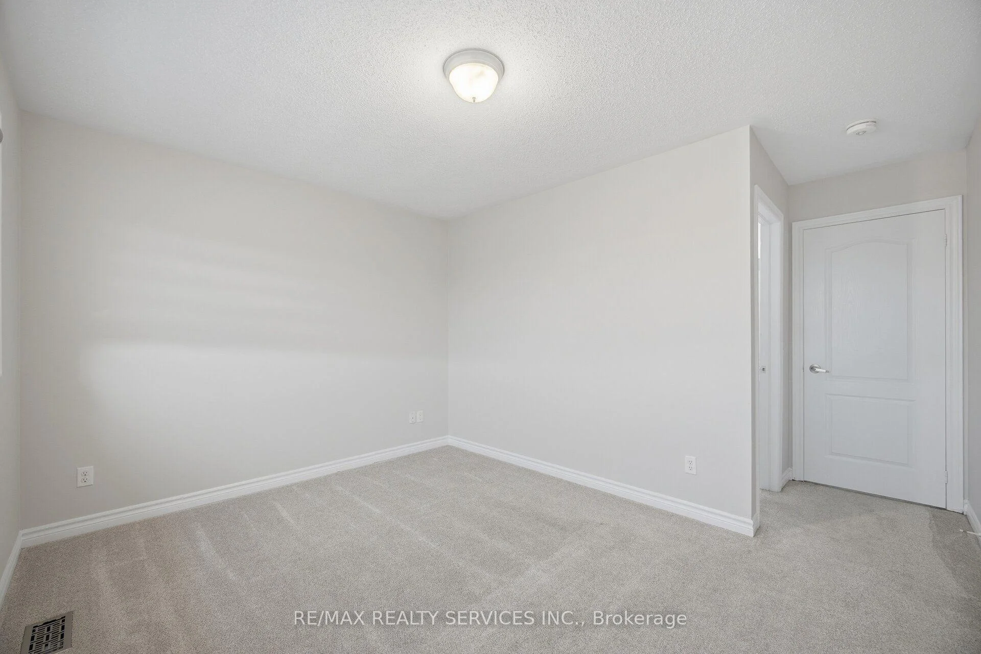 Photo 50 of 424 Sunny Meadow Boulevard, Brampton, Sandringham-Wellington — HOMEH