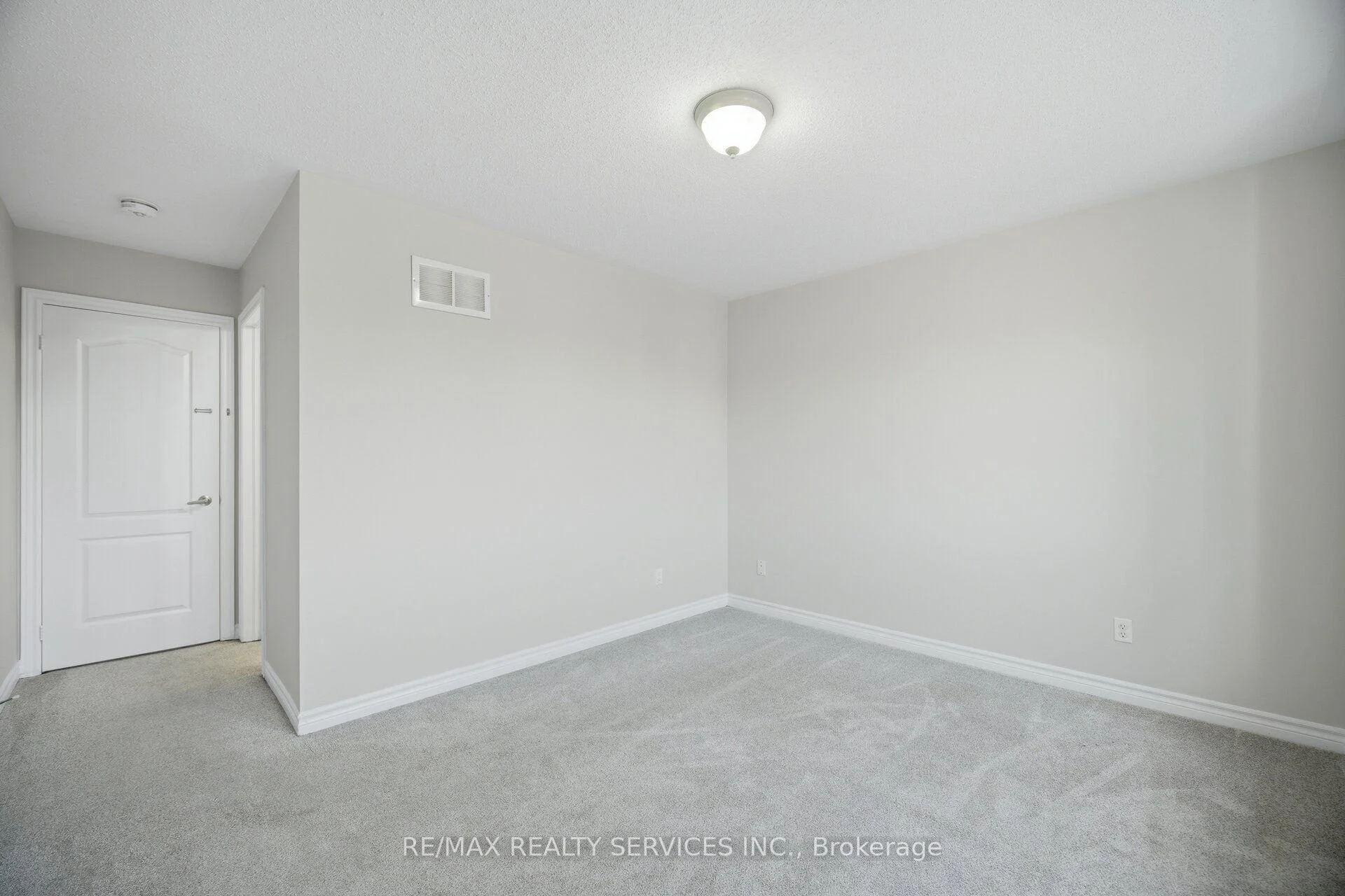 Photo 53 of 424 Sunny Meadow Boulevard, Brampton, Sandringham-Wellington — HOMEH