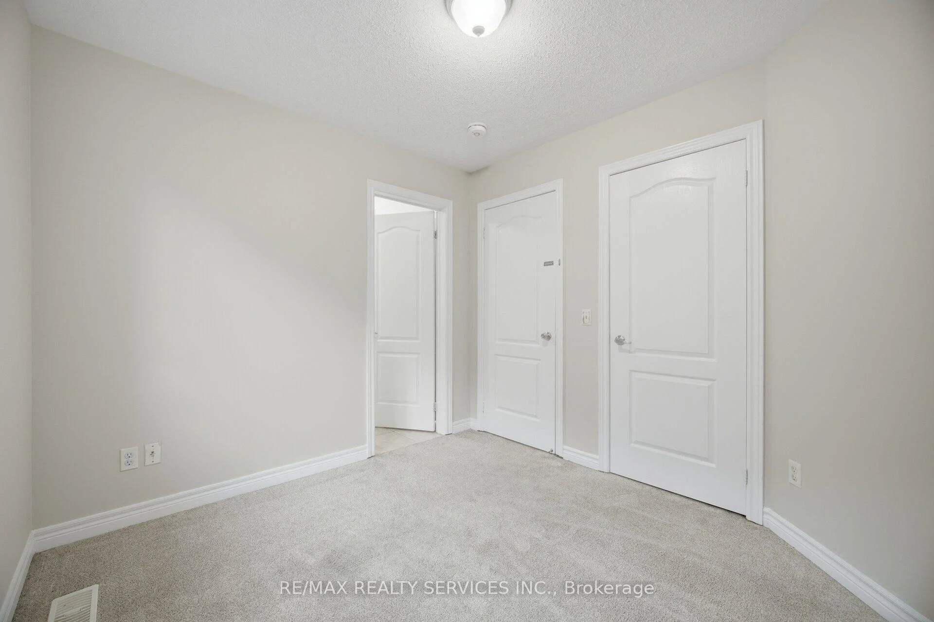 Photo 55 of 424 Sunny Meadow Boulevard, Brampton, Sandringham-Wellington — HOMEH