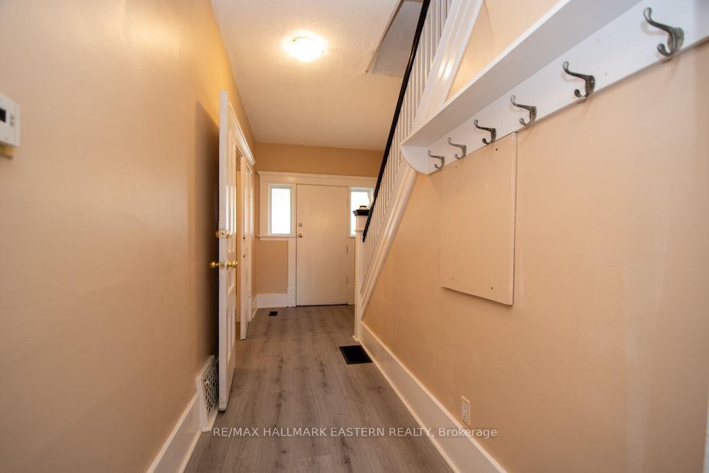 Photo 5 of 466 Rubidge Street, Peterborough, Town Ward 3 — HOMEH