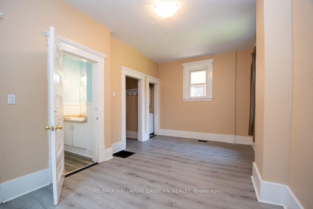 Photo 9 of 466 Rubidge Street, Peterborough, Town Ward 3 — HOMEH