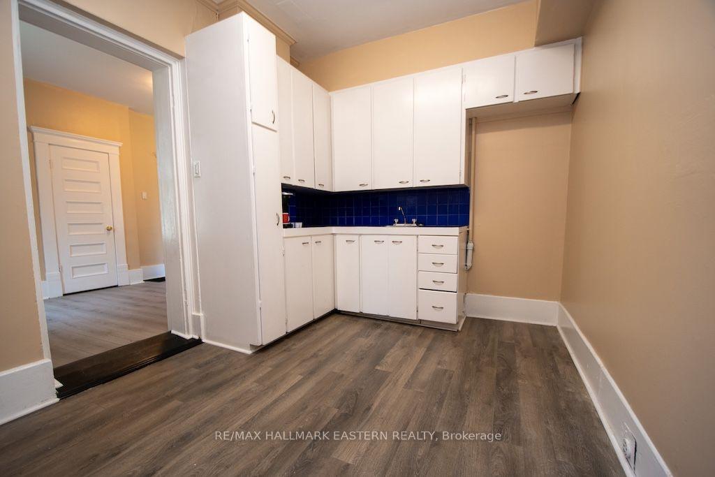 Photo 17 of 466 Rubidge Street, Peterborough, Town Ward 3 — HOMEH