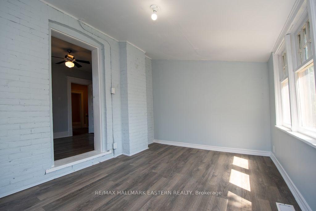 Photo 19 of 466 Rubidge Street, Peterborough, Town Ward 3 — HOMEH