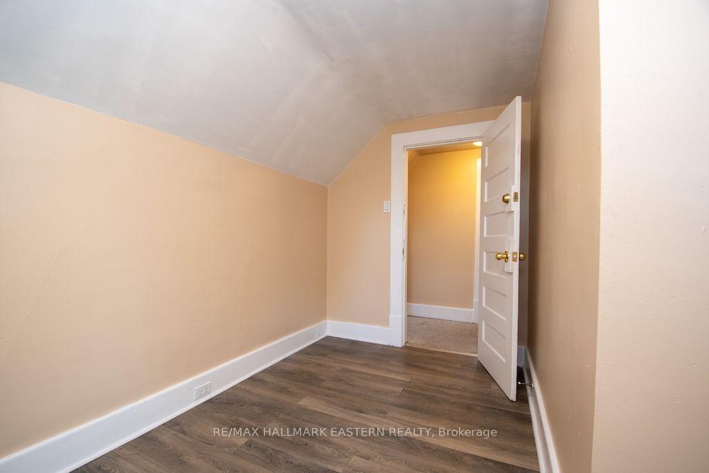 Photo 32 of 466 Rubidge Street, Peterborough, Town Ward 3 — HOMEH
