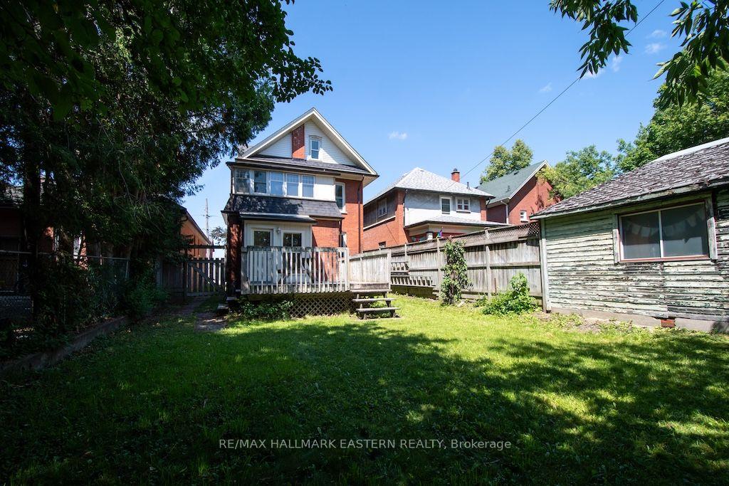 Photo 36 of 466 Rubidge Street, Peterborough, Town Ward 3 — HOMEH