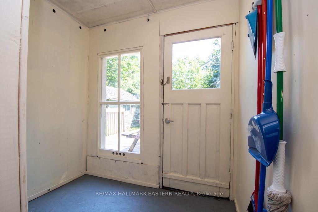 Photo 39 of 466 Rubidge Street, Peterborough, Town Ward 3 — HOMEH