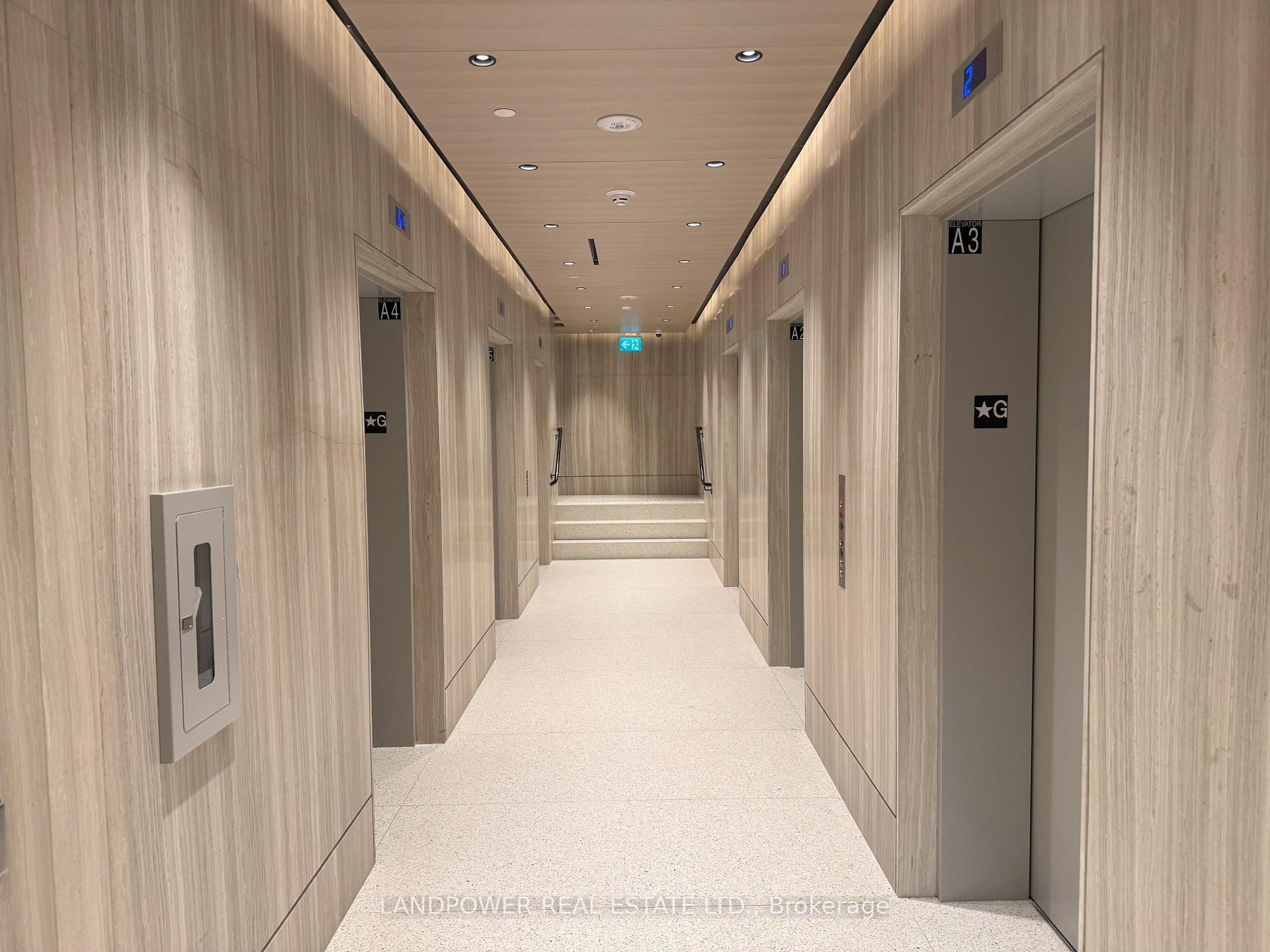 Photo 4 of Unit 5511, 225 Commerce Street, Vaughan, Vaughan Corporate Centre — HOMEH