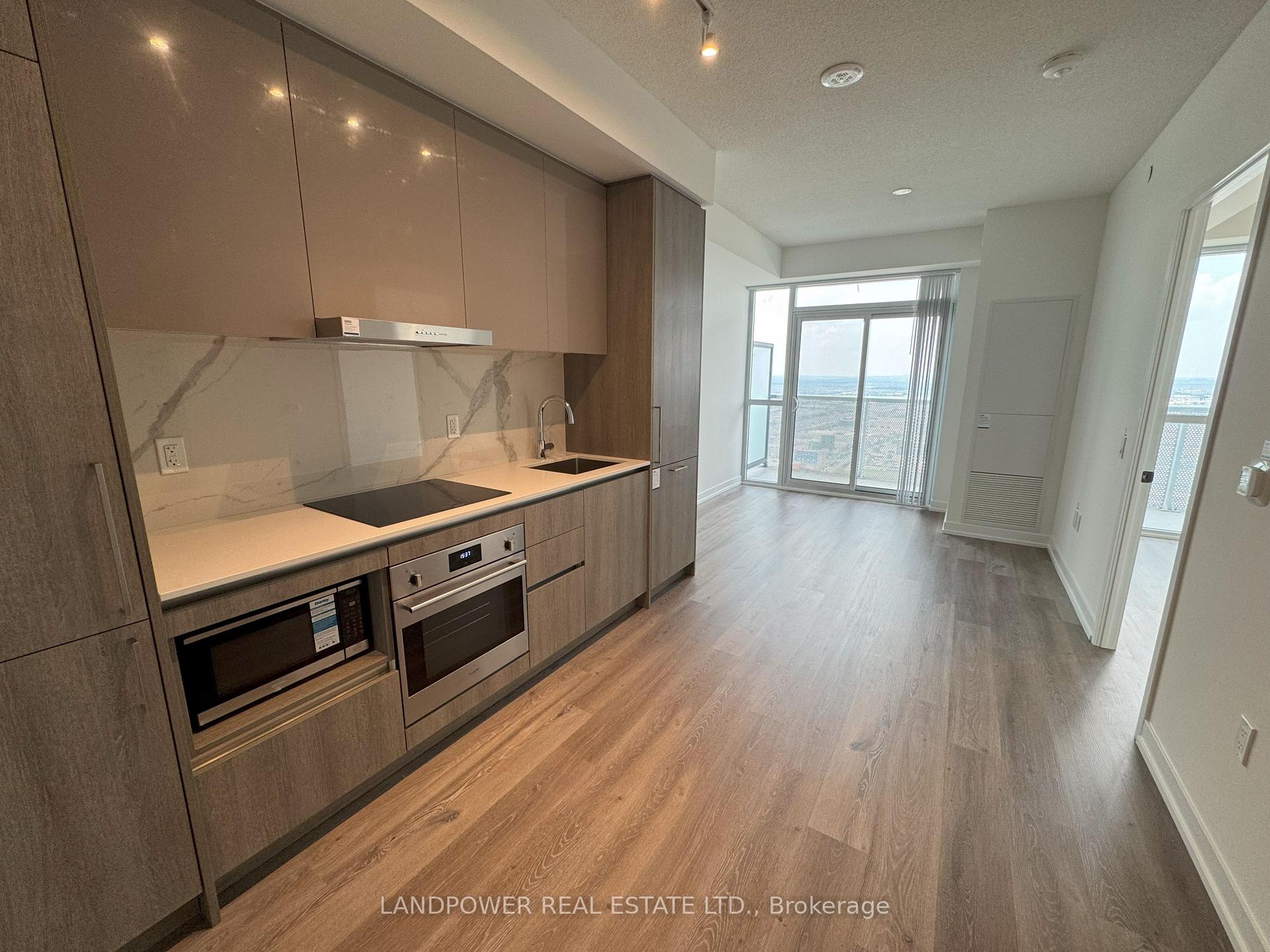 Photo 5 of Unit 5511, 225 Commerce Street, Vaughan, Vaughan Corporate Centre — HOMEH