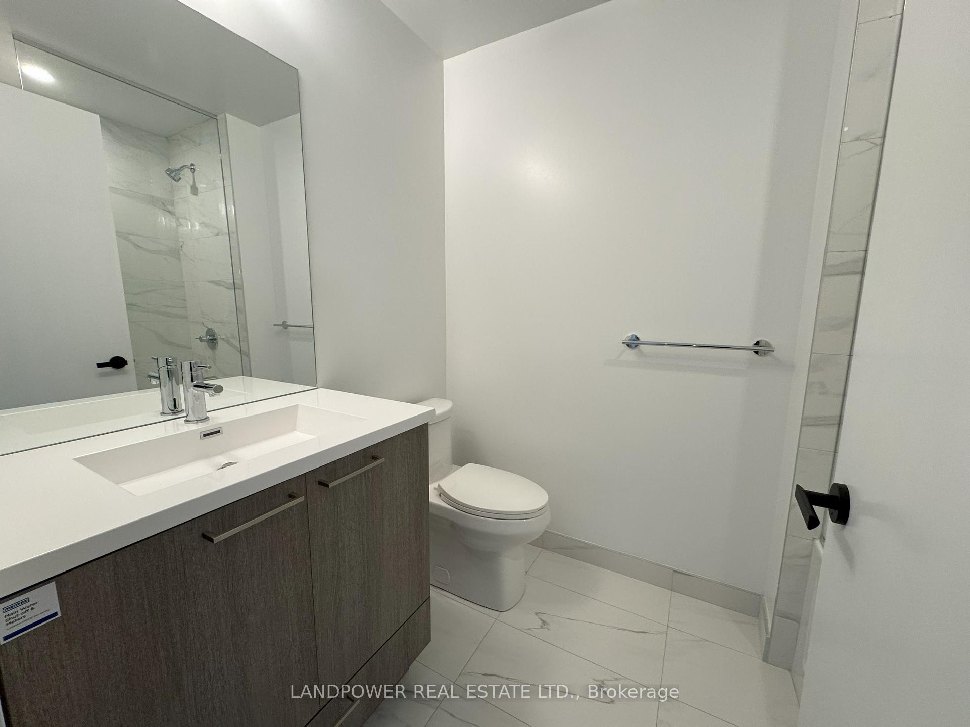 Photo 14 of Unit 5511, 225 Commerce Street, Vaughan, Vaughan Corporate Centre — HOMEH