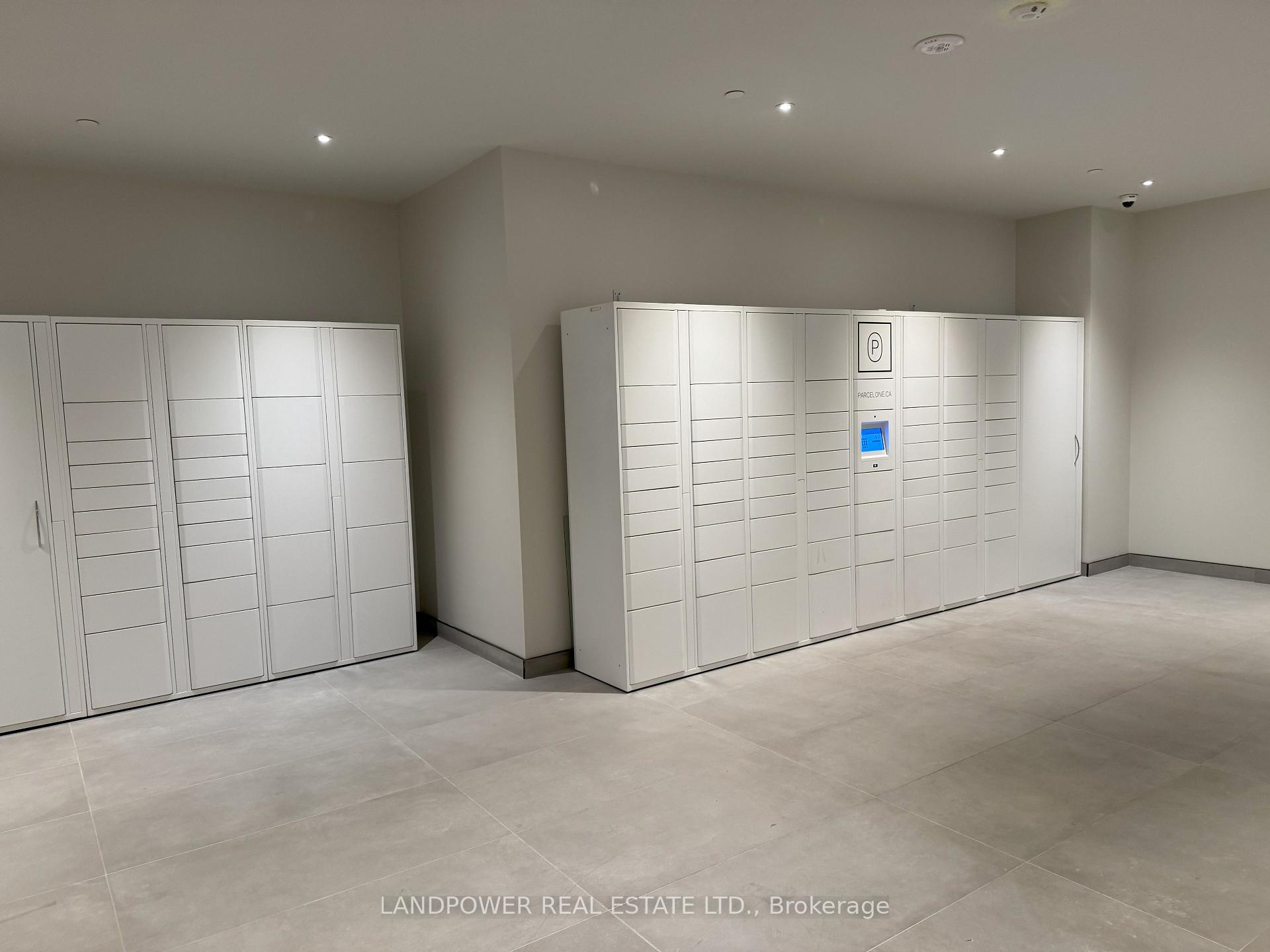 Photo 17 of Unit 5511, 225 Commerce Street, Vaughan, Vaughan Corporate Centre — HOMEH