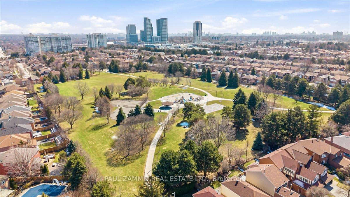 Photo 9 of Unit #103, 333 Clark Avenue W, Vaughan, Crestwood-Springfarm-Yorkhill — HOMEH