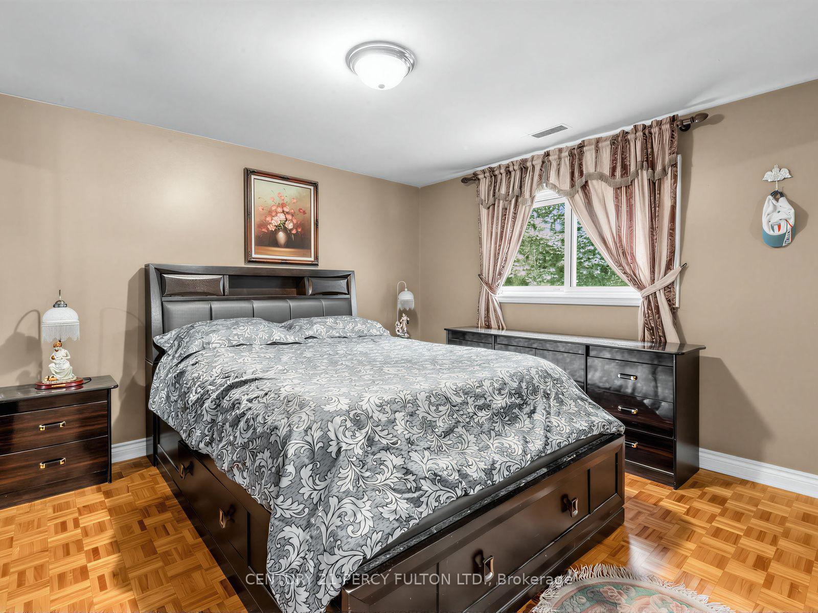 Photo 19 of 388 Handley Crescent, Newmarket, Central Newmarket — HOMEH