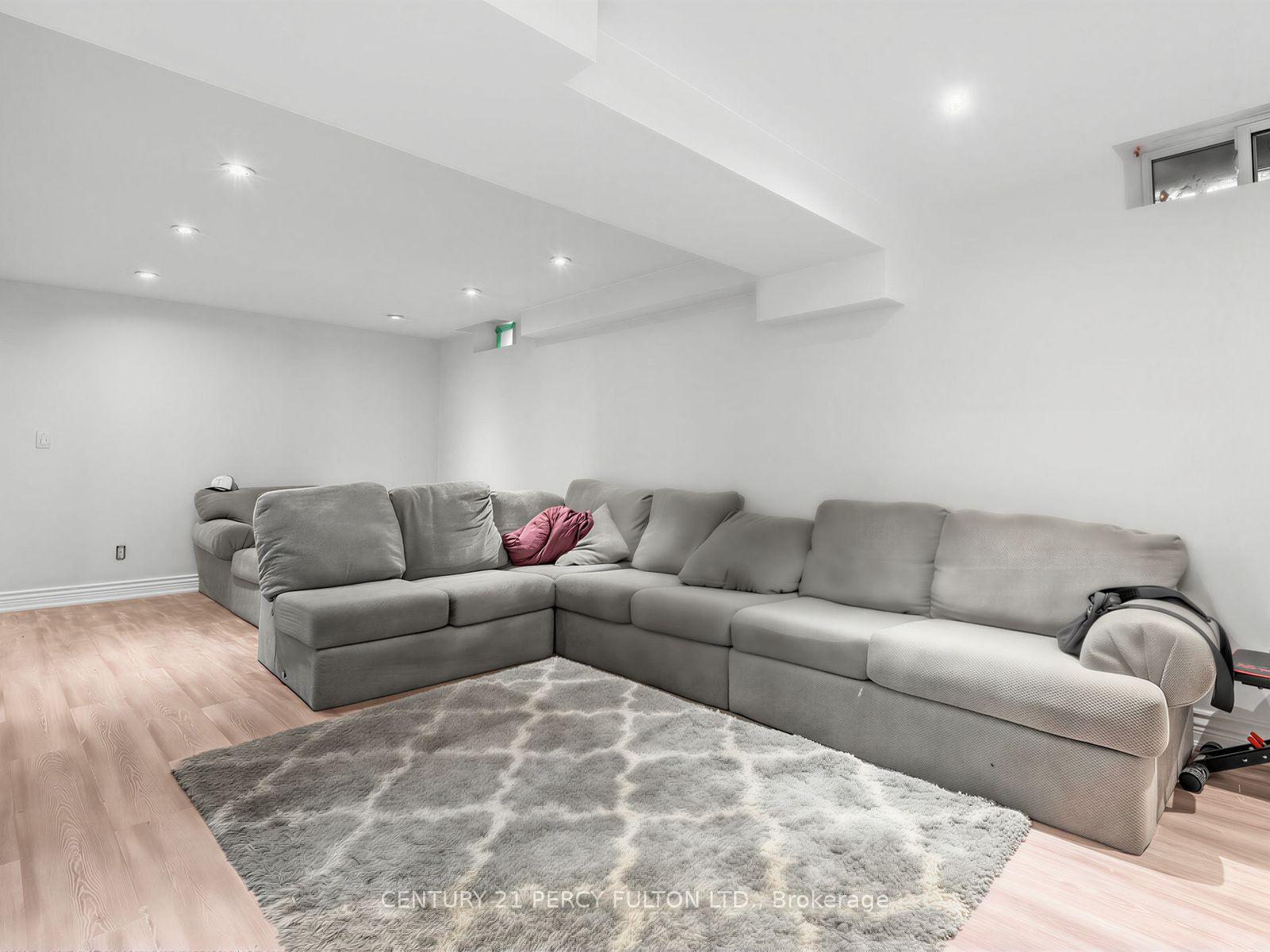 Photo 31 of 388 Handley Crescent, Newmarket, Central Newmarket — HOMEH