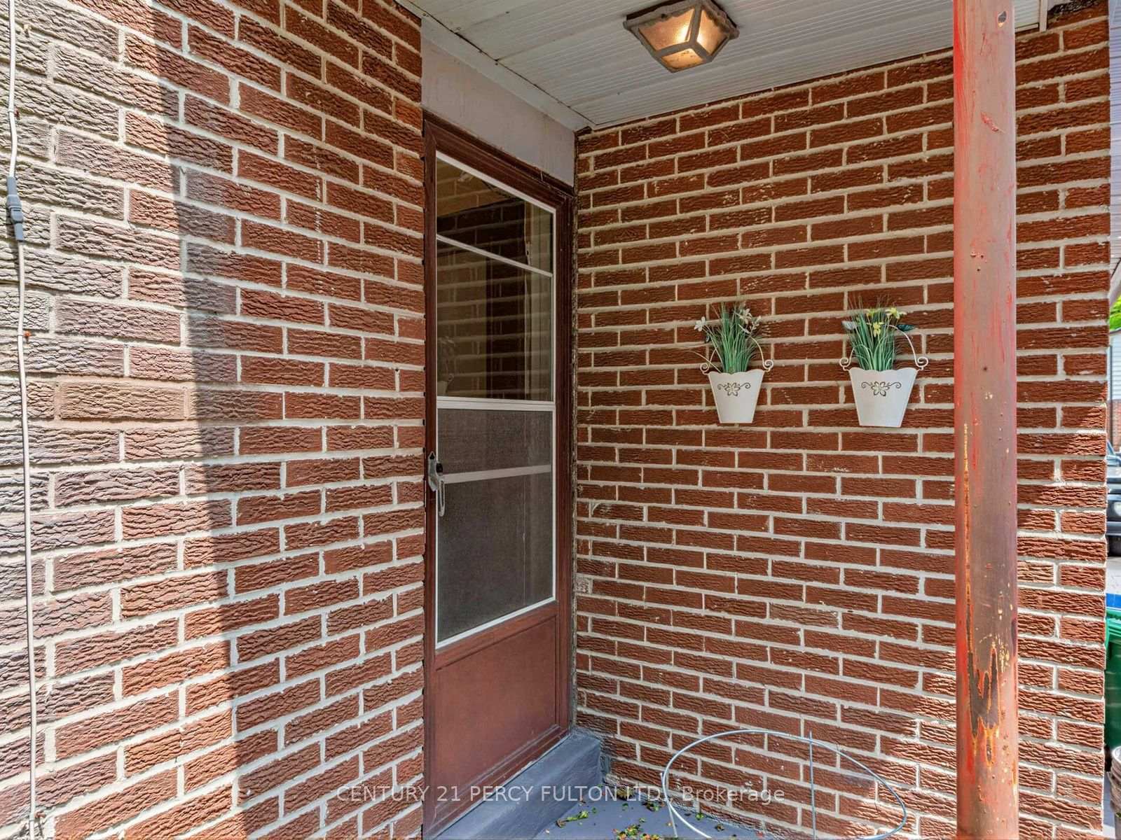 Photo 35 of 388 Handley Crescent, Newmarket, Central Newmarket — HOMEH