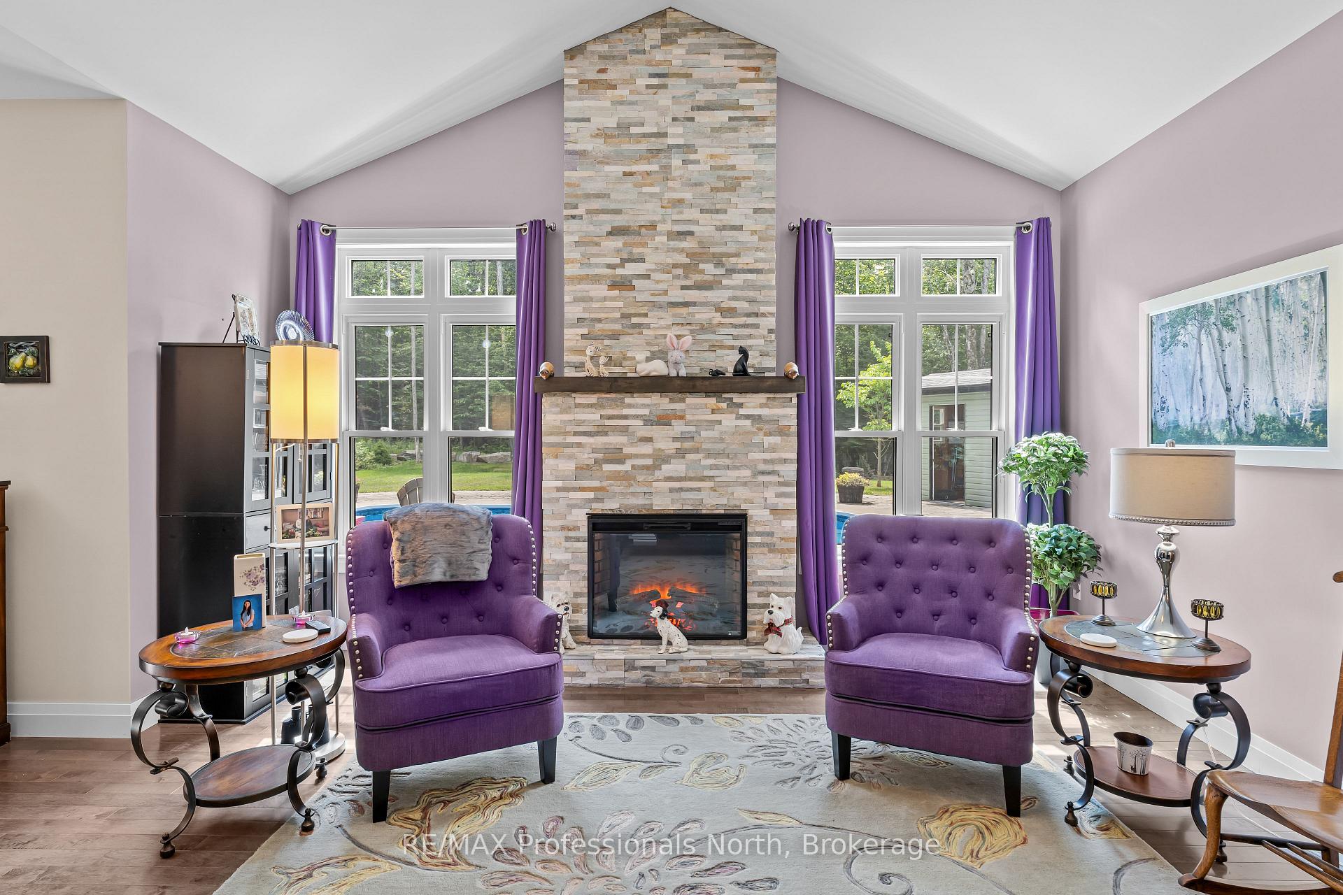 Photo 10 of 1183 Hamilton Road, Minden Hills, Snowdon — HOMEH