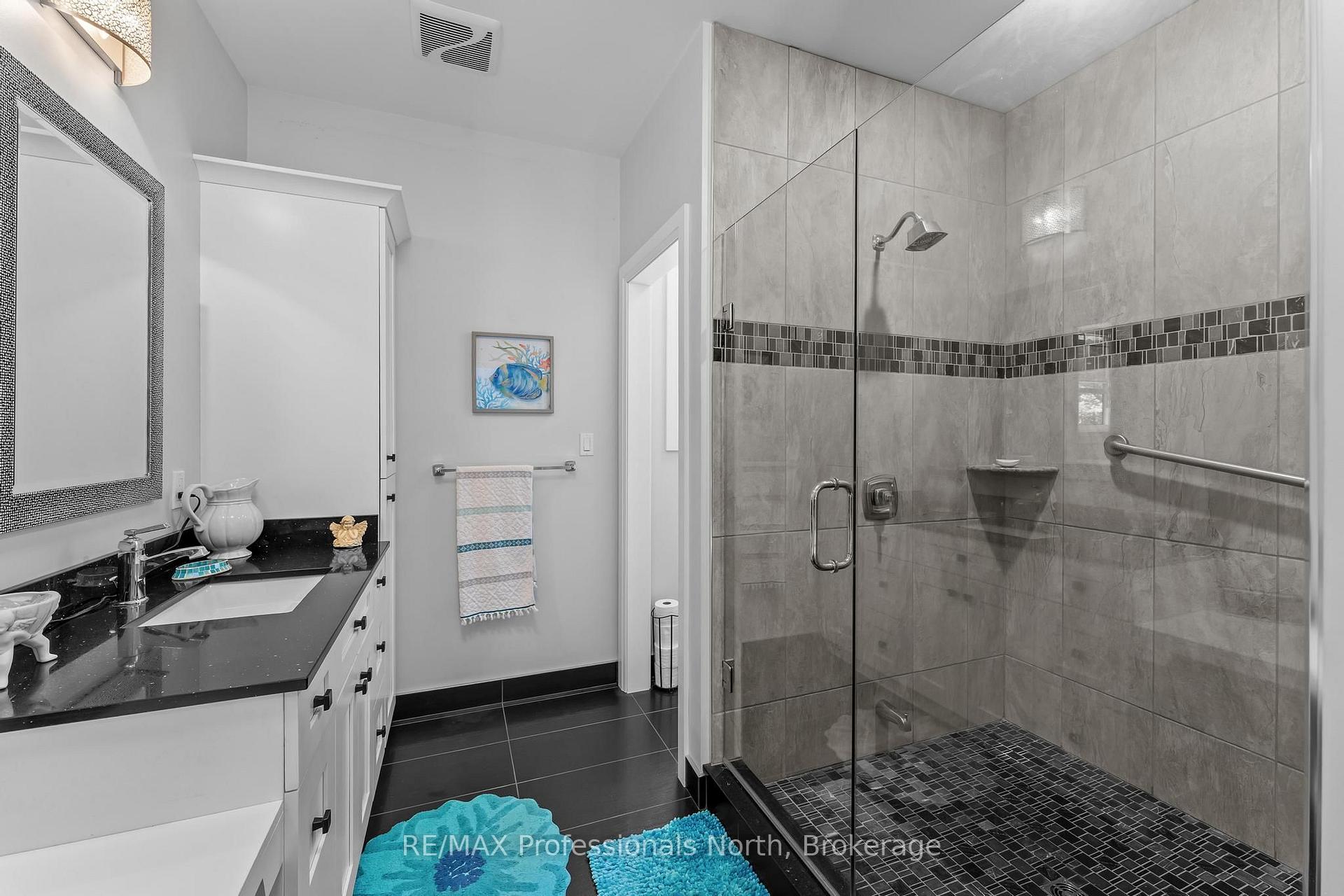 Photo 17 of 1183 Hamilton Road, Minden Hills, Snowdon — HOMEH