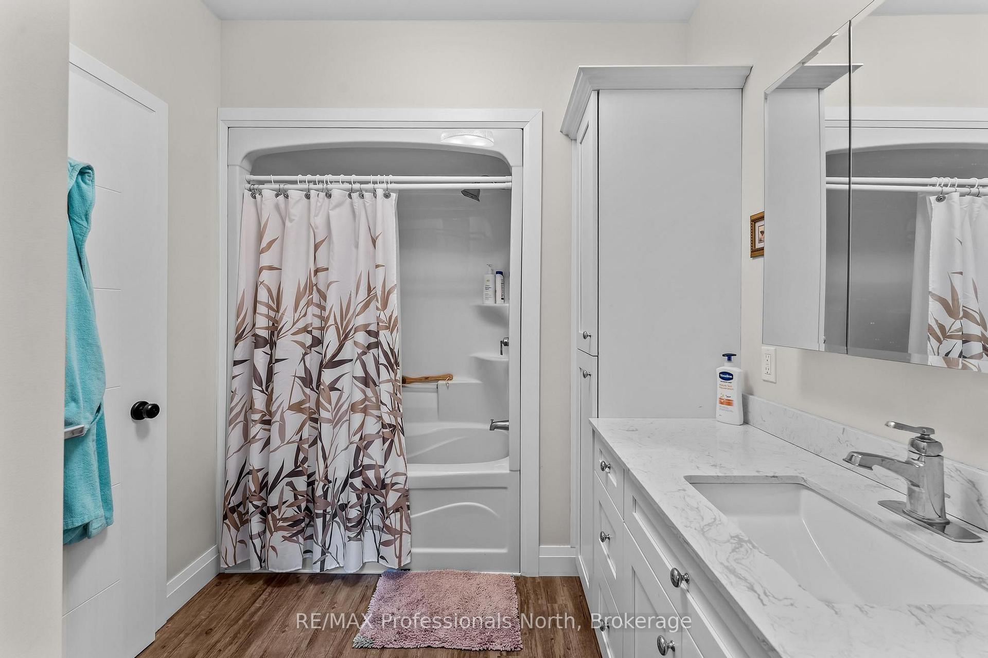 Photo 21 of 1183 Hamilton Road, Minden Hills, Snowdon — HOMEH