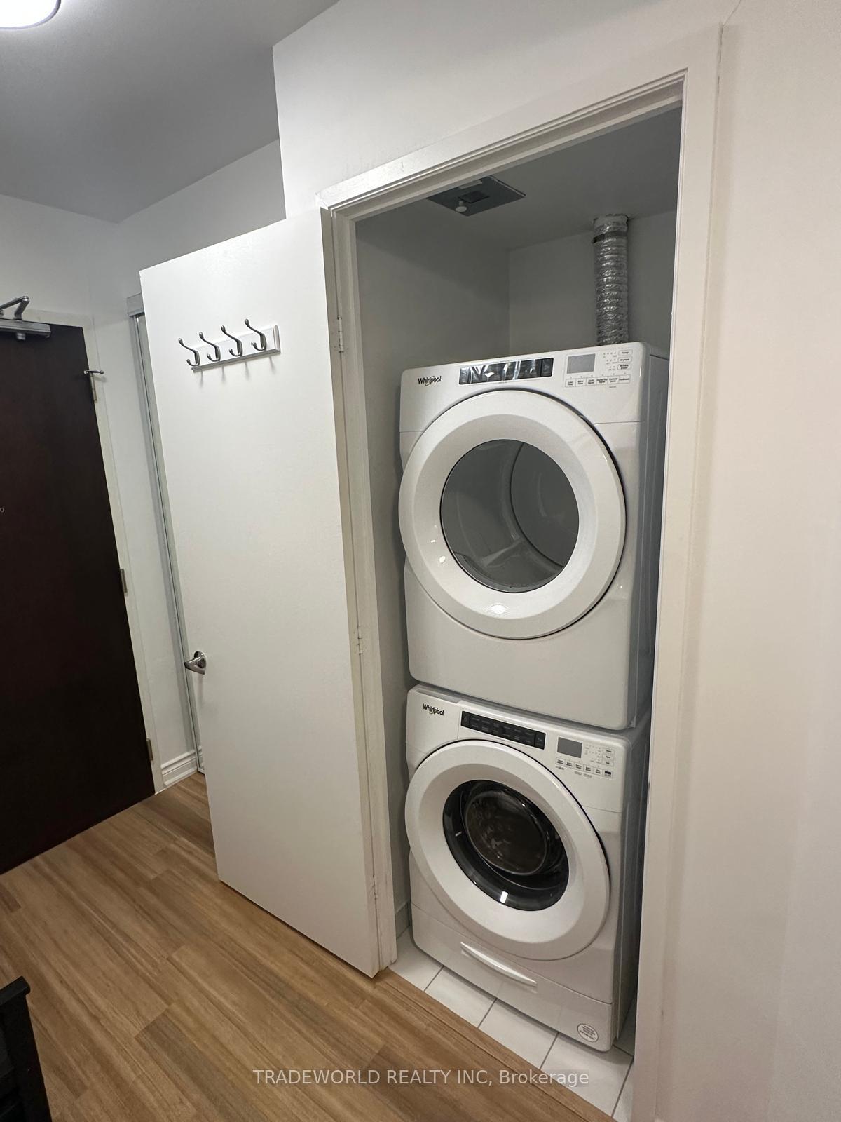 Photo 10 of Unit 1114, 85 Bloor Street E, Toronto, Church-Yonge Corridor — HOMEH