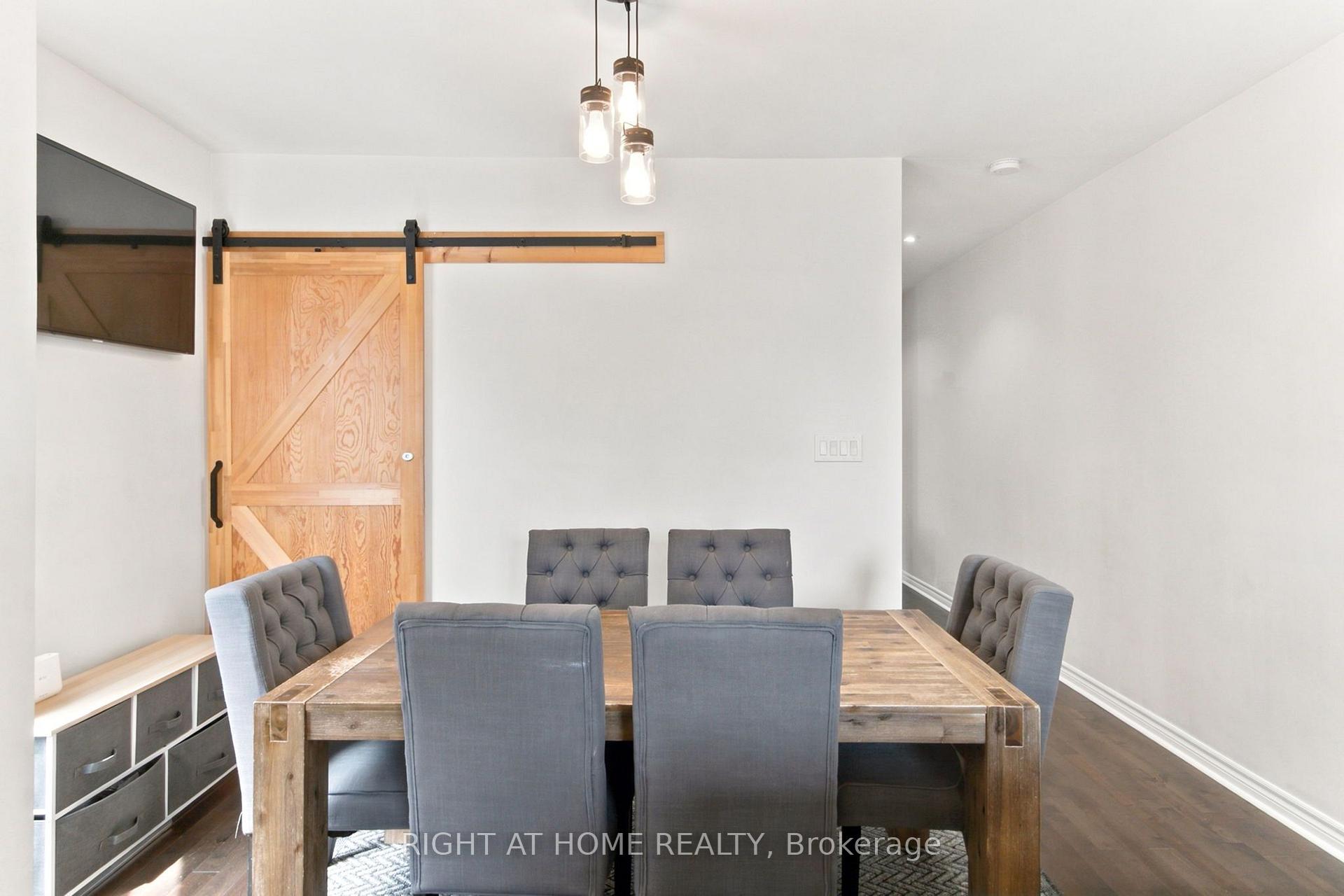 Photo 8 of Unit (Main & Upper), 77 Lappin Avenue, Toronto, Dovercourt-Wallace Emerson-Junction — HOMEH